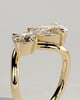 Noor - Pear and Round Stone Twist Toi et Moi - 18k Yellow Gold