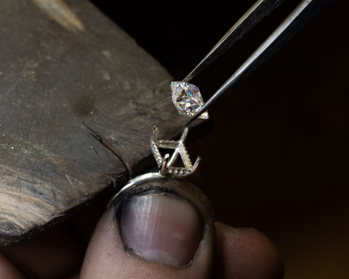 Why We Offer A Free Lifetime Manufacturing Warranty Cullen Jewellery