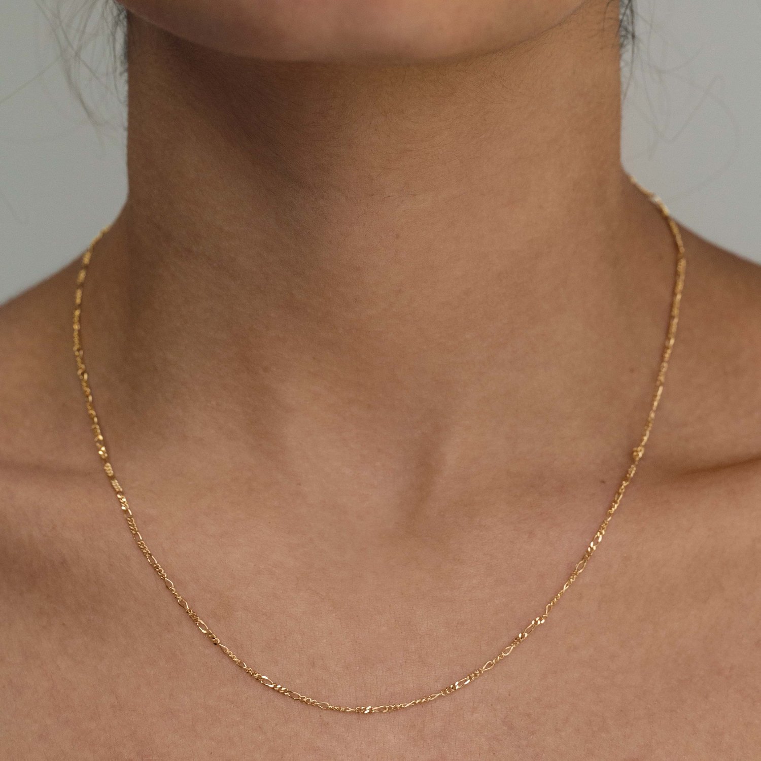 Sariyah - 45cm Fine Figaro Chain Lifestyle Image