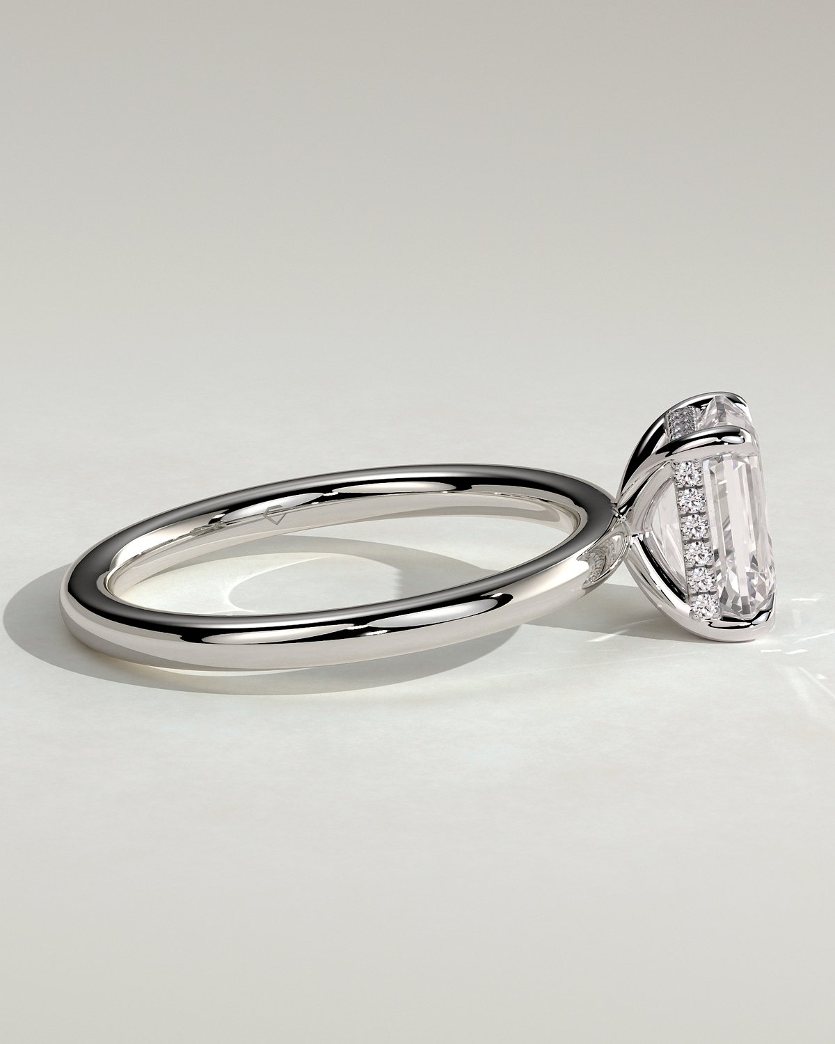 Alice  Emerald Solitaire - 18k White Gold