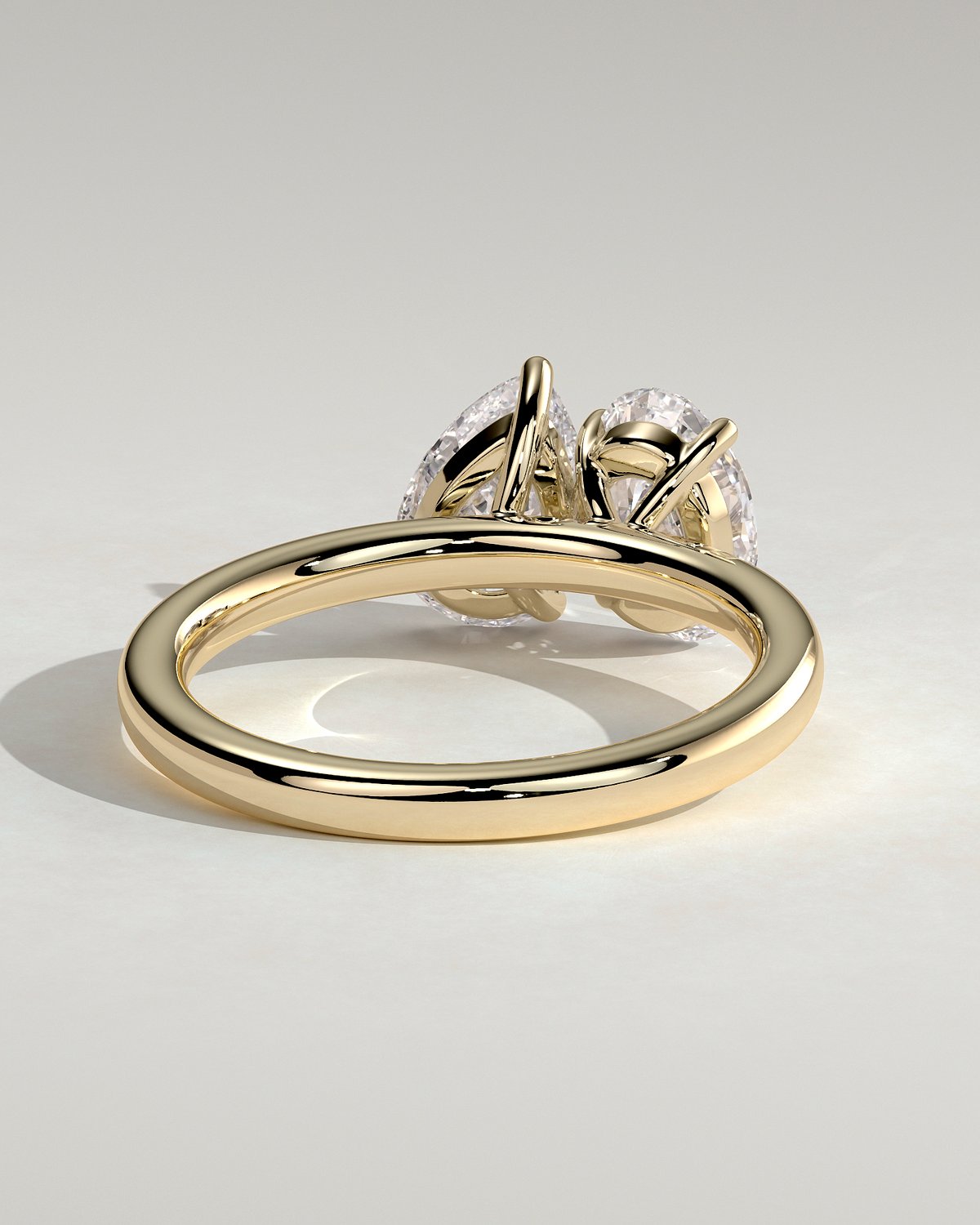 April - Oval & Pear Toi Et Moi - 18k Yellow Gold