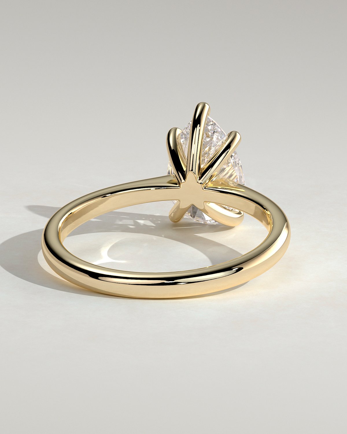 Aspen  5 Claw Pear Solitaire - 18k Yellow Gold