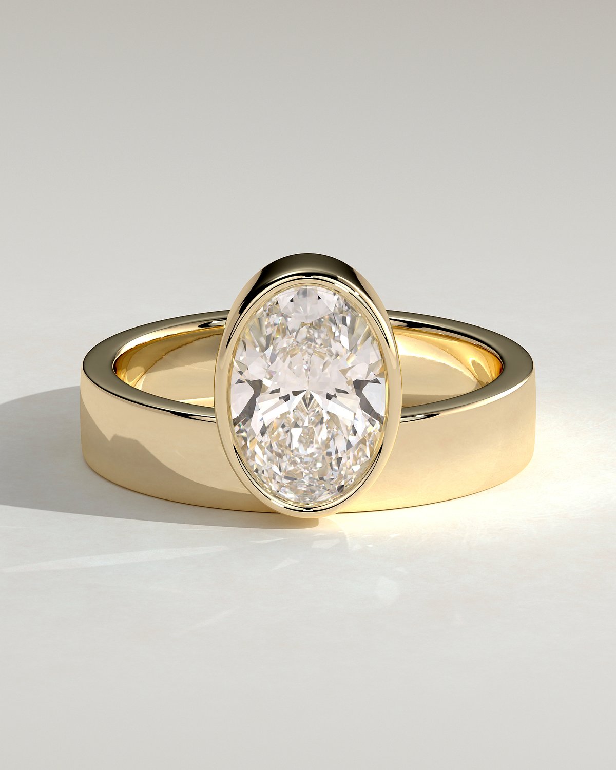 Carmen - Oval Bezel with Cigar Band - 18k Yellow Gold