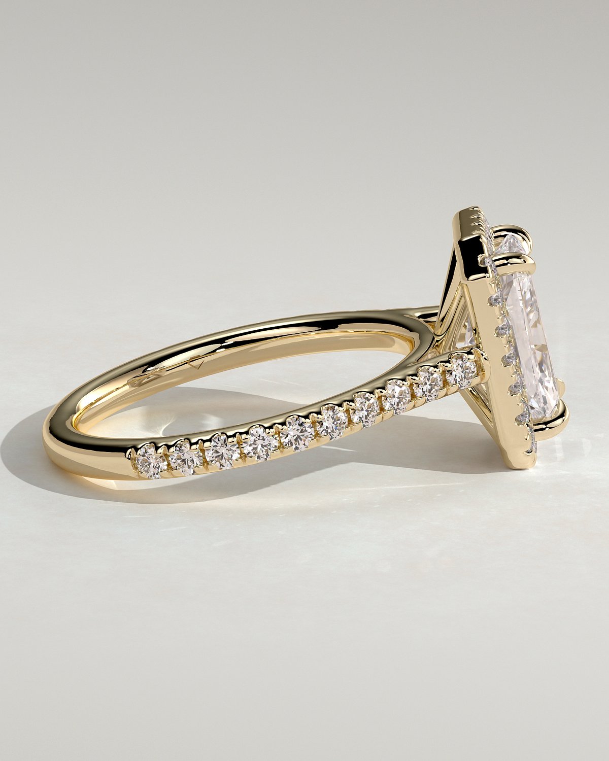 Clementine - Radiant Halo and Pav - 18k Yellow Gold