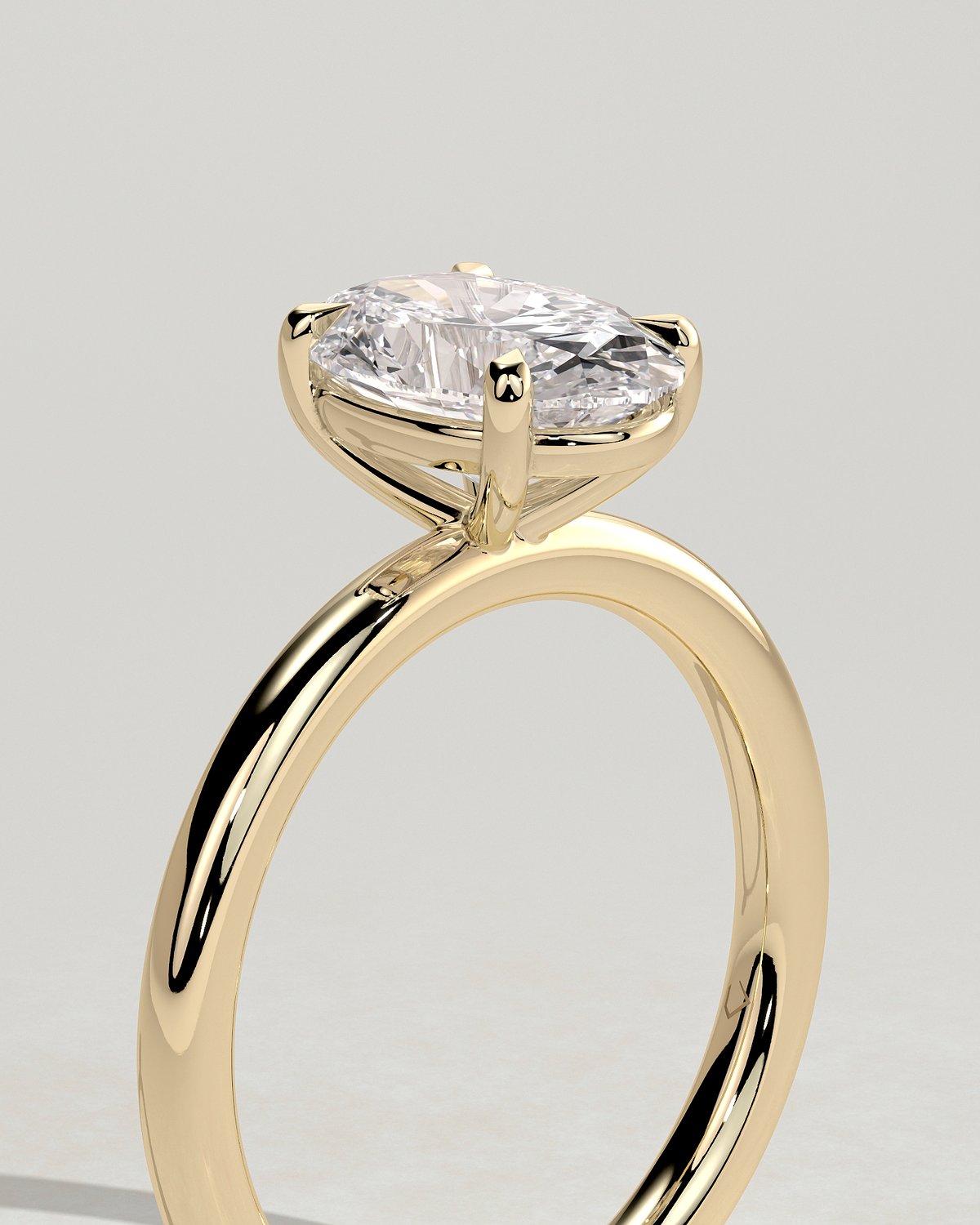 Daisy  Oval Solitaire - 18k Yellow Gold High Setting