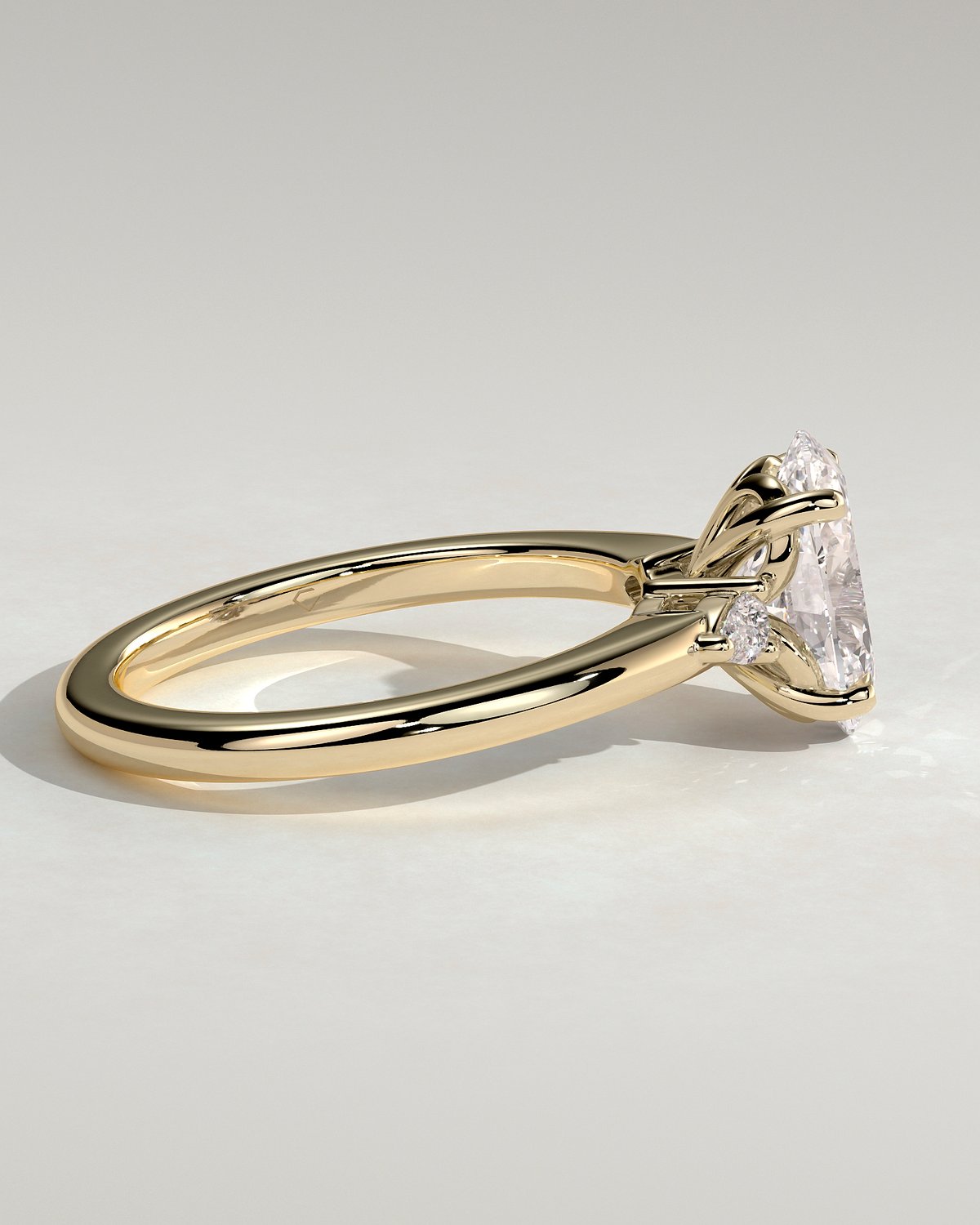 Elena  Oval Trilogy - 18k Yellow Gold