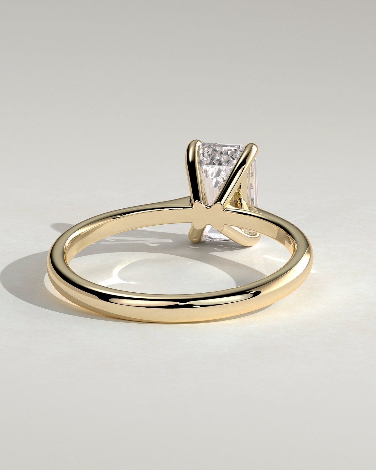 Freya  Emerald Solitaire - 18k Yellow Gold