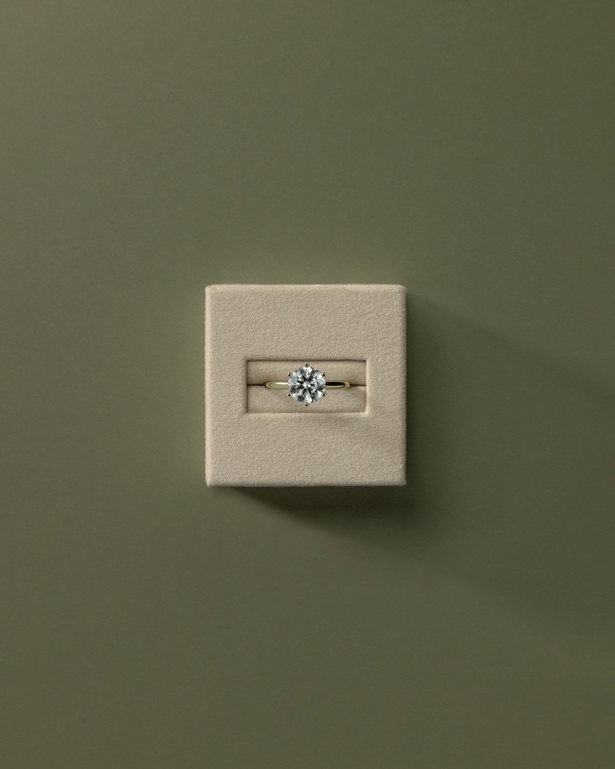 Gabrielle  6 Claw Solitaire - 18k Yellow Gold