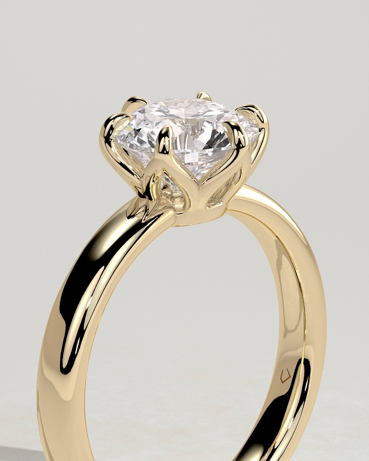 Jayden - 6 Claw Round Solitaire with Cigar Band - 18k Yellow Gold