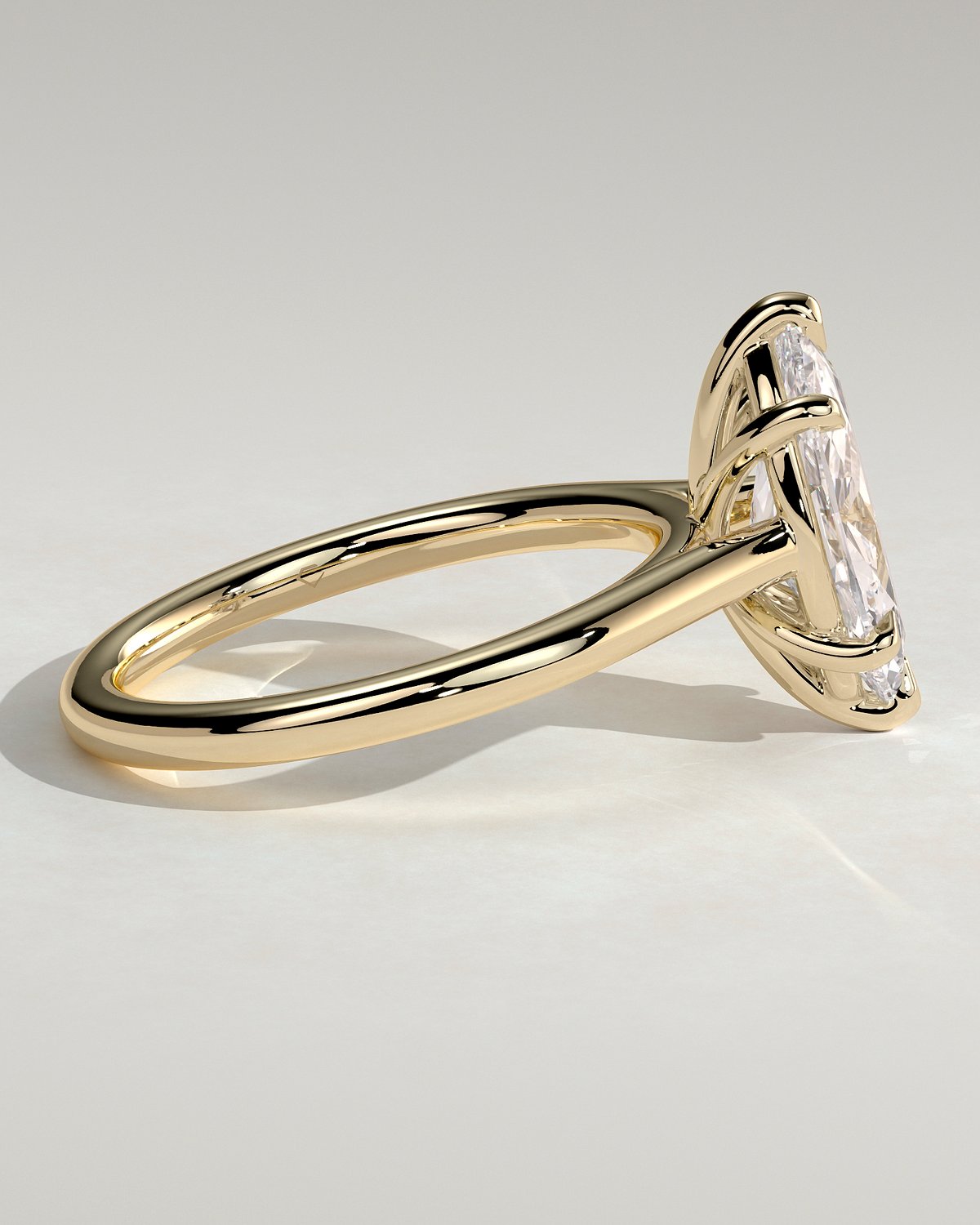 Leila - 6 Claw Marquise Solitaire - 18k Yellow Gold