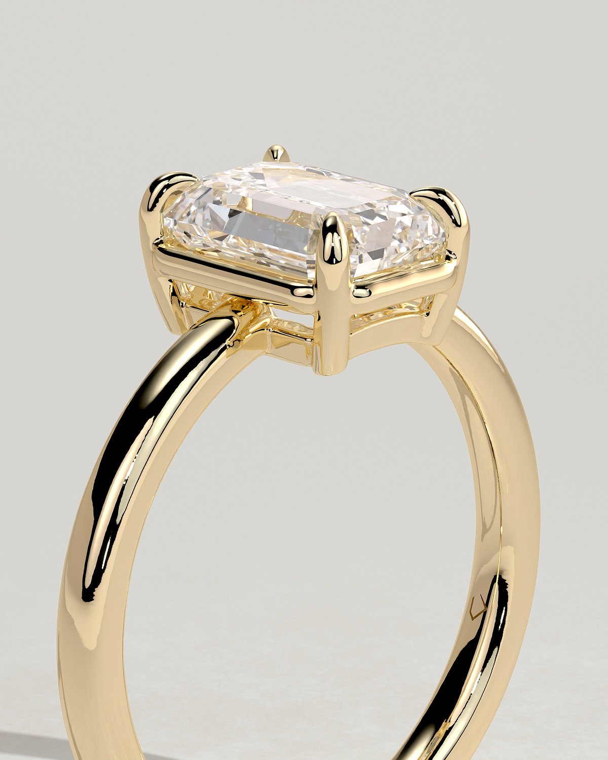 Matisse - Emerald Bezel Frame Solitaire with Claws - 18k Yellow Gold