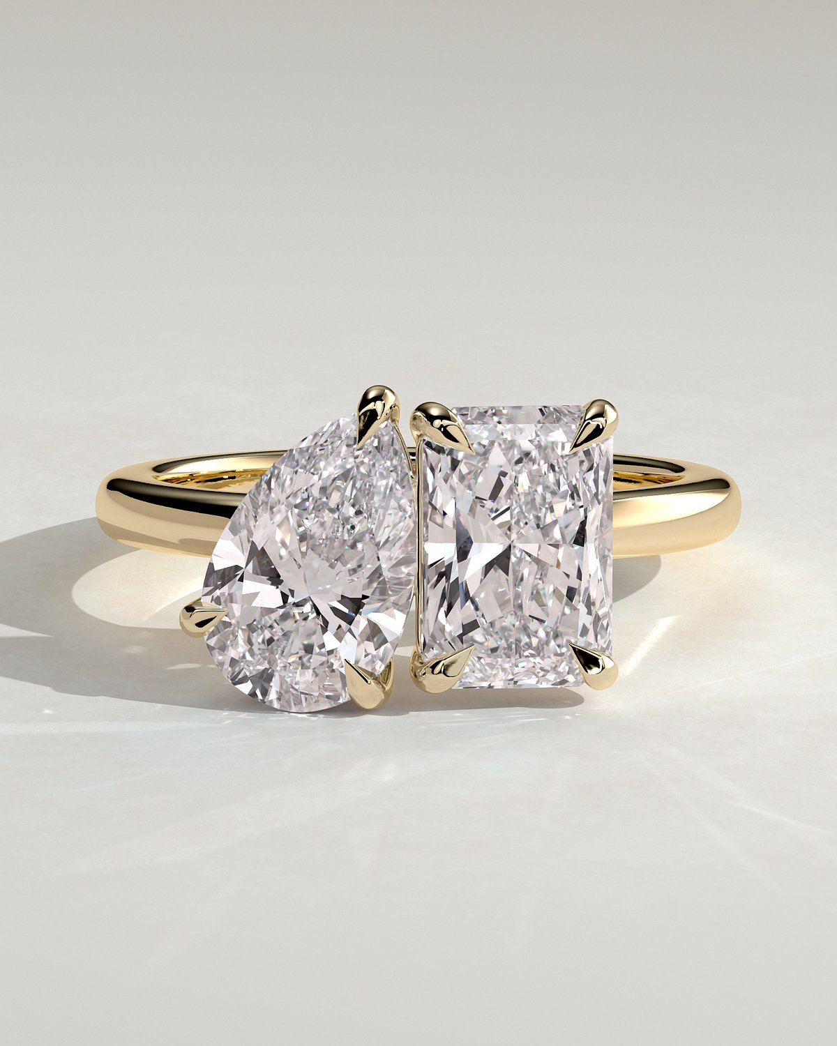 Morgan - Pear and Radiant Toi Et Moi - 18k Yellow Gold