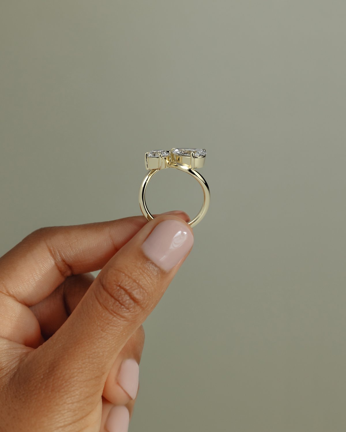 Noor - Pear and Round Stone Twist Toi et Moi - 18k Yellow Gold