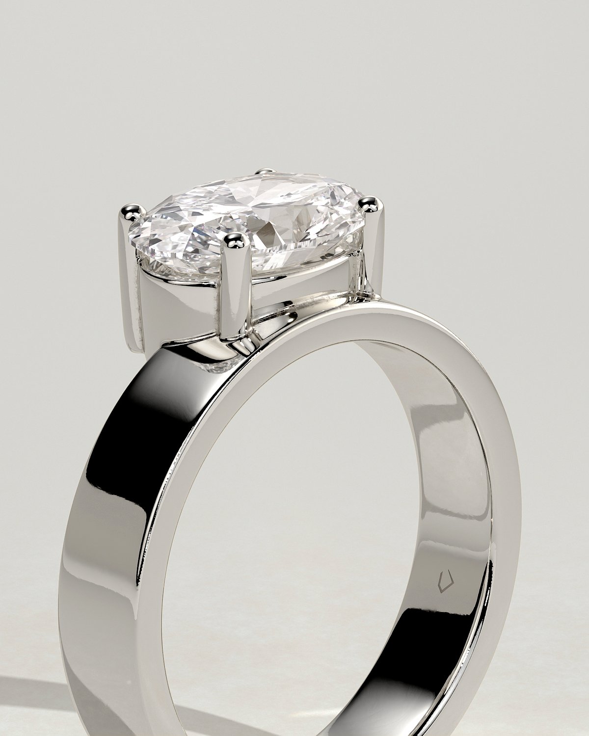 Soraya - East West Oval With Cigar Band - 18k White Gold