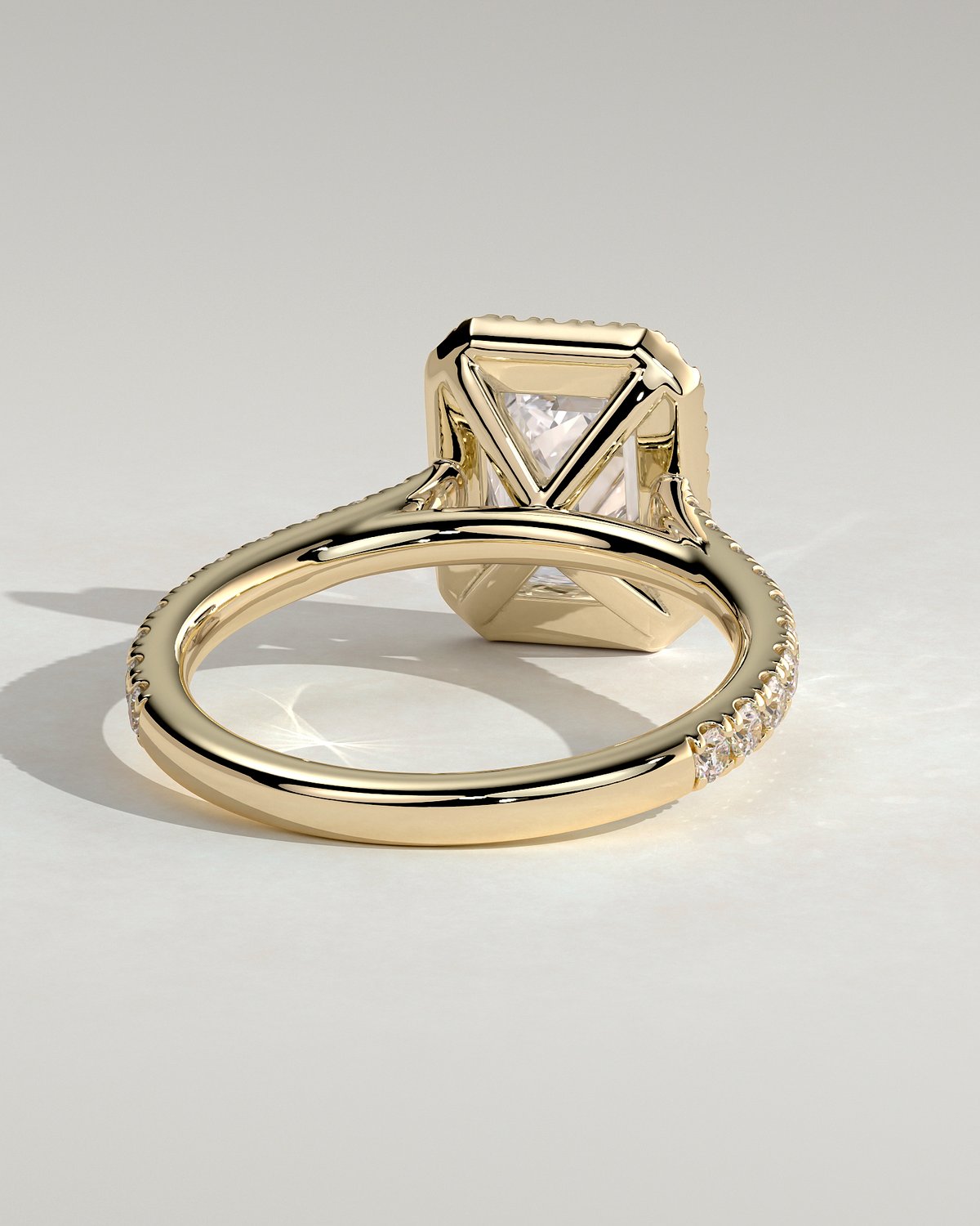 Vanessa  Emerald Halo with Pav - 18k Yellow Gold