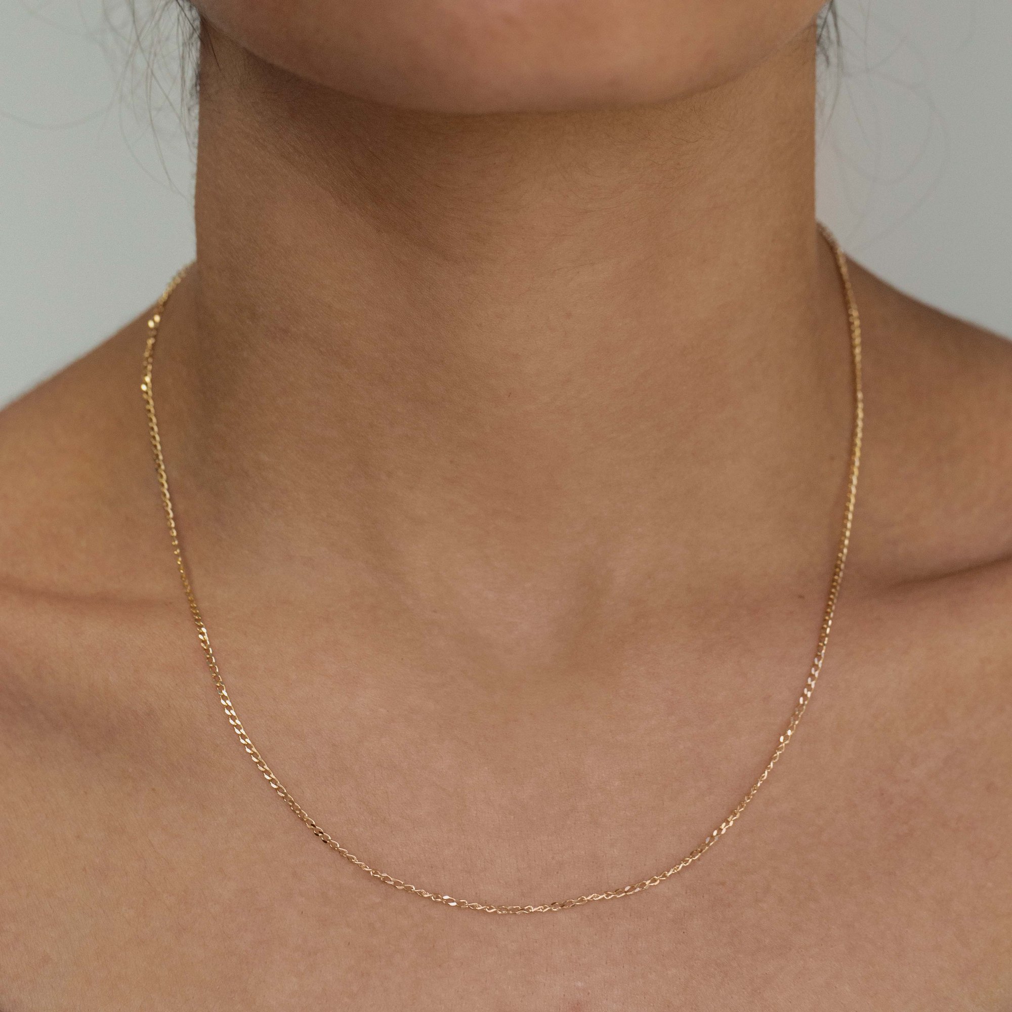 Adley - 45cm Open Diamond Cut Chain Lifestyle Image