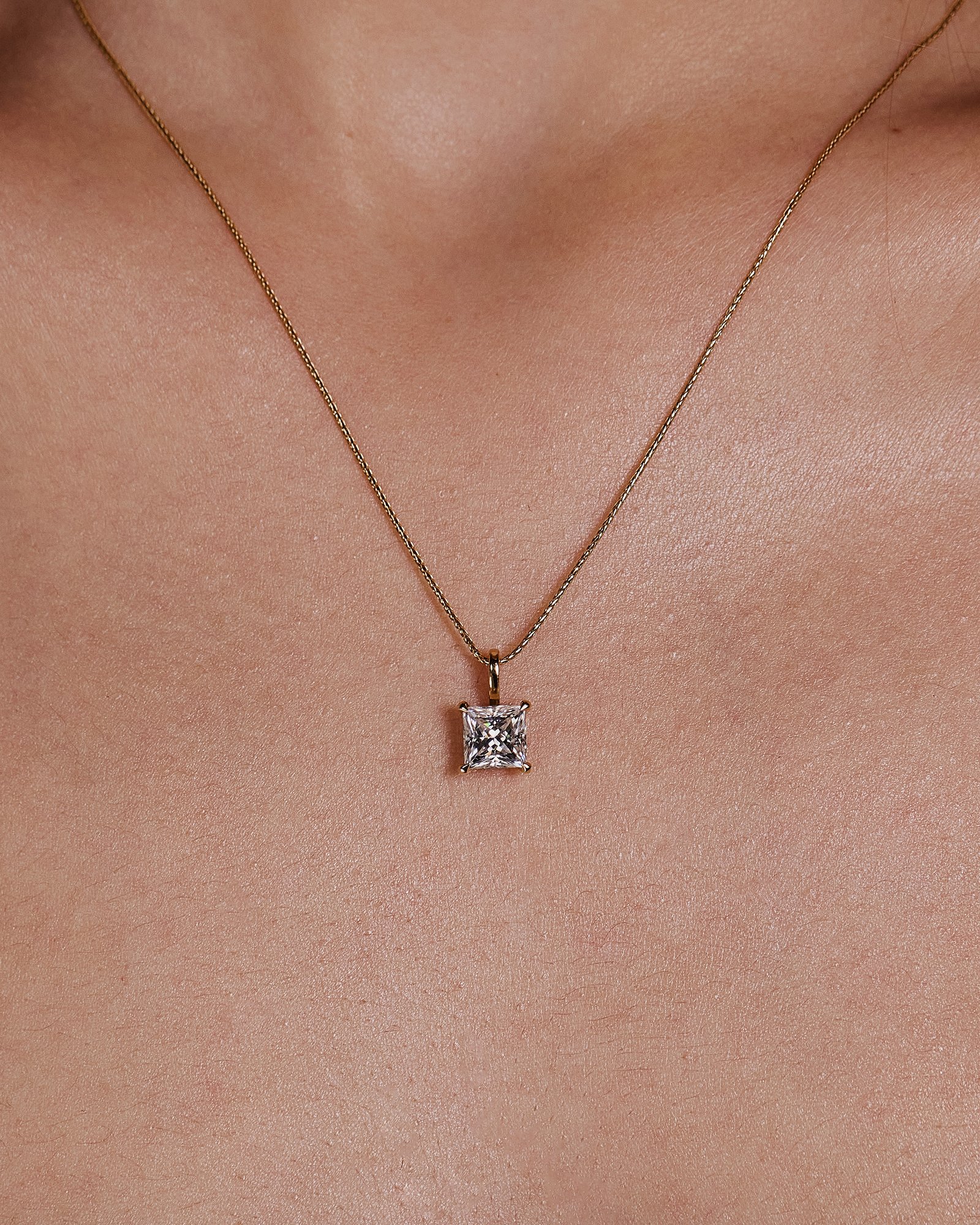 Chandler - Princess Pendant Lifestyle Image