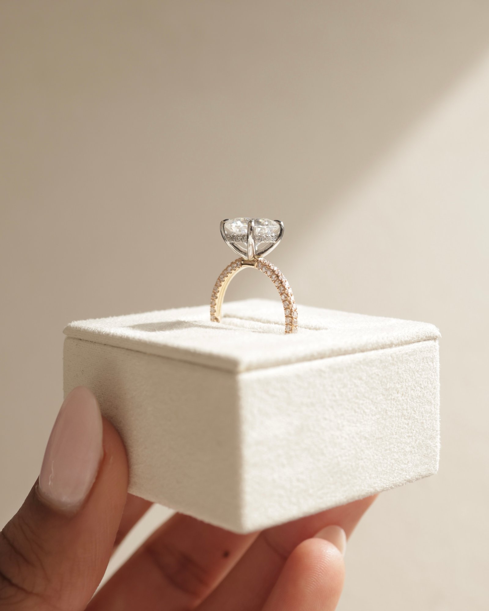 18k Rose Gold / 18k White Gold | 9mm Round Moissanite | Moissanite side stones