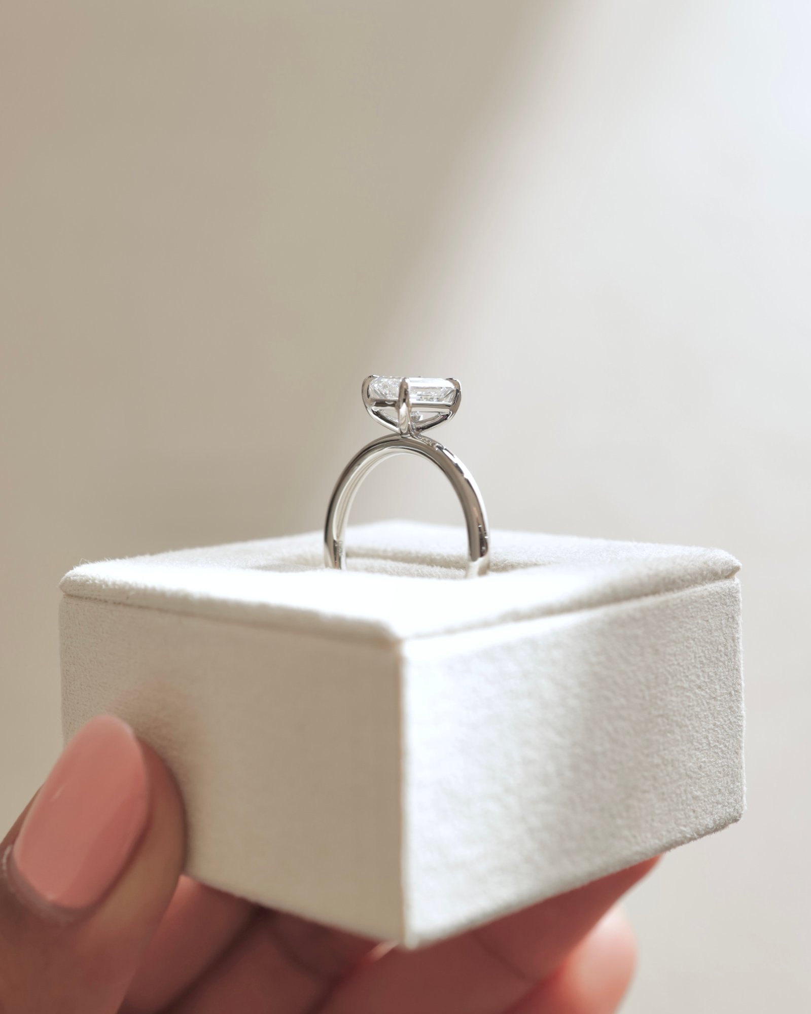 Platinum | High Set | 1.41ct - E - VS1 Emerald Lab Diamond