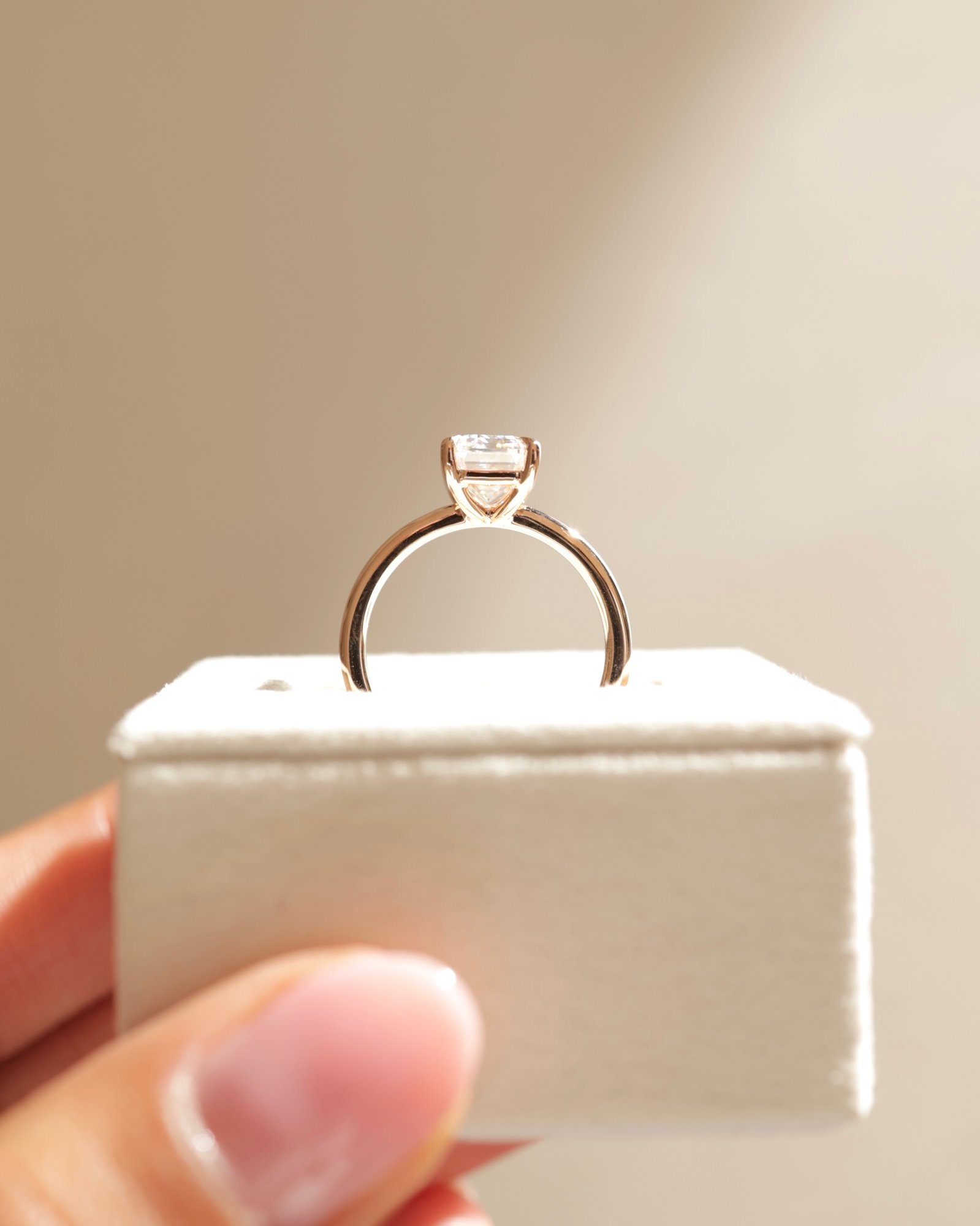 18k Rose Gold | Low Set | 8.5x6.5mm Emerald Moissanite