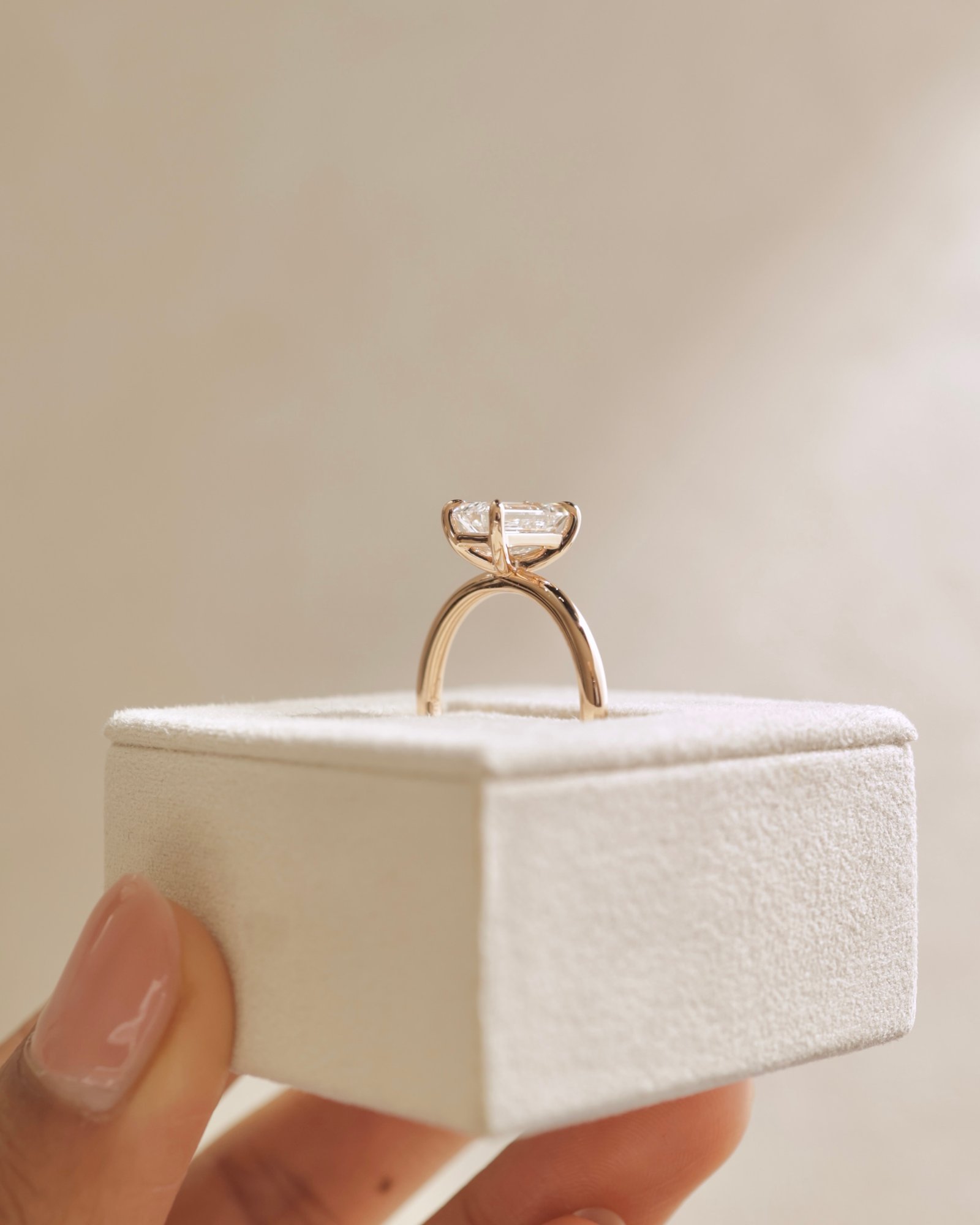 18k Rose Gold | High Set | 1.92ct - E - VVS2 Emerald Lab Diamond