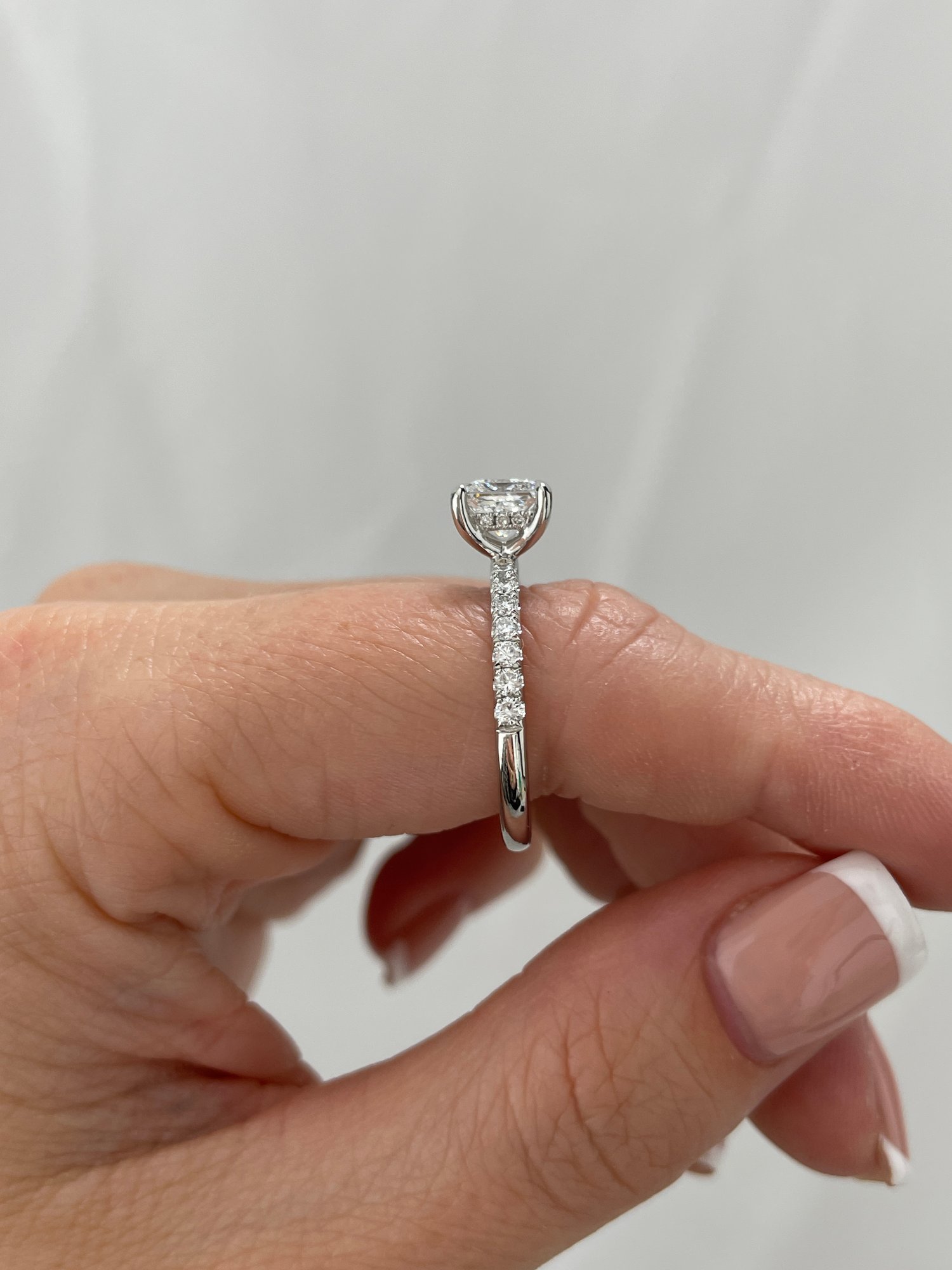 Platinum | 1.07ct - D - VVS2 Princess Lab Diamond | Lab Diamond side stones