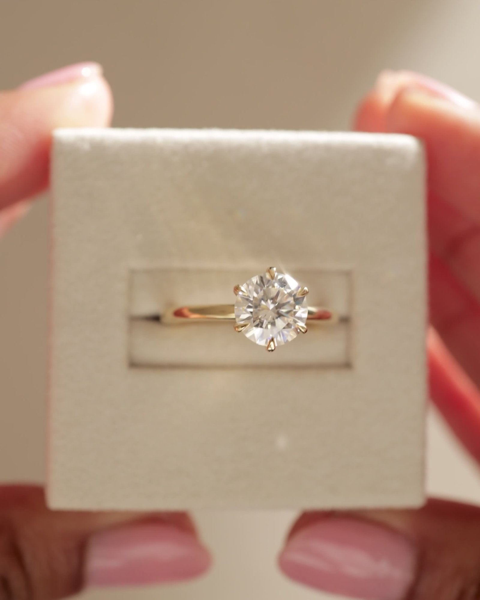 04_4063_Video 4x5.mov