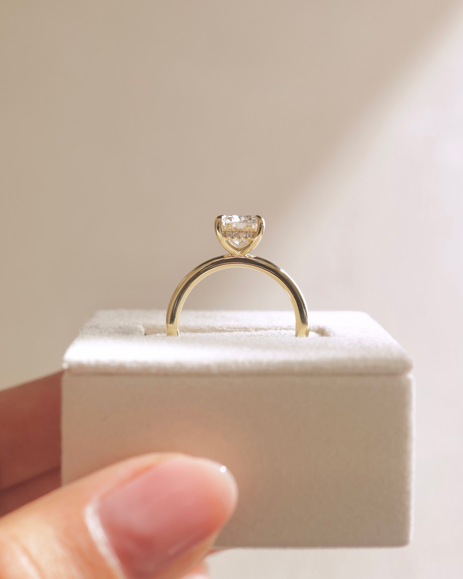 18k Yellow Gold | High Set | 1.83ct - F - VS1 Elongated Cushion Lab Diamond | Lab Diamond side stones