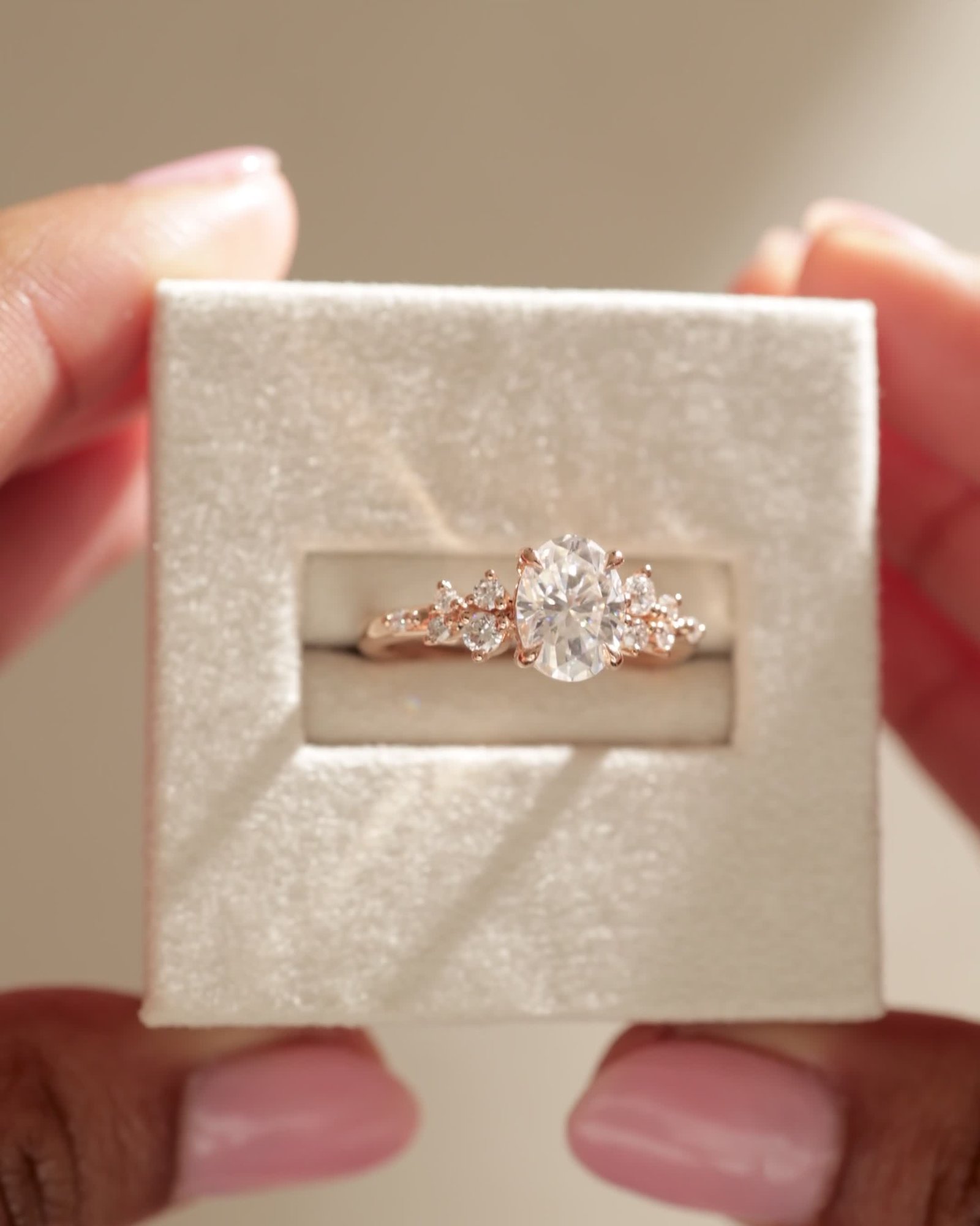 04_4091_Video 4x5.mov