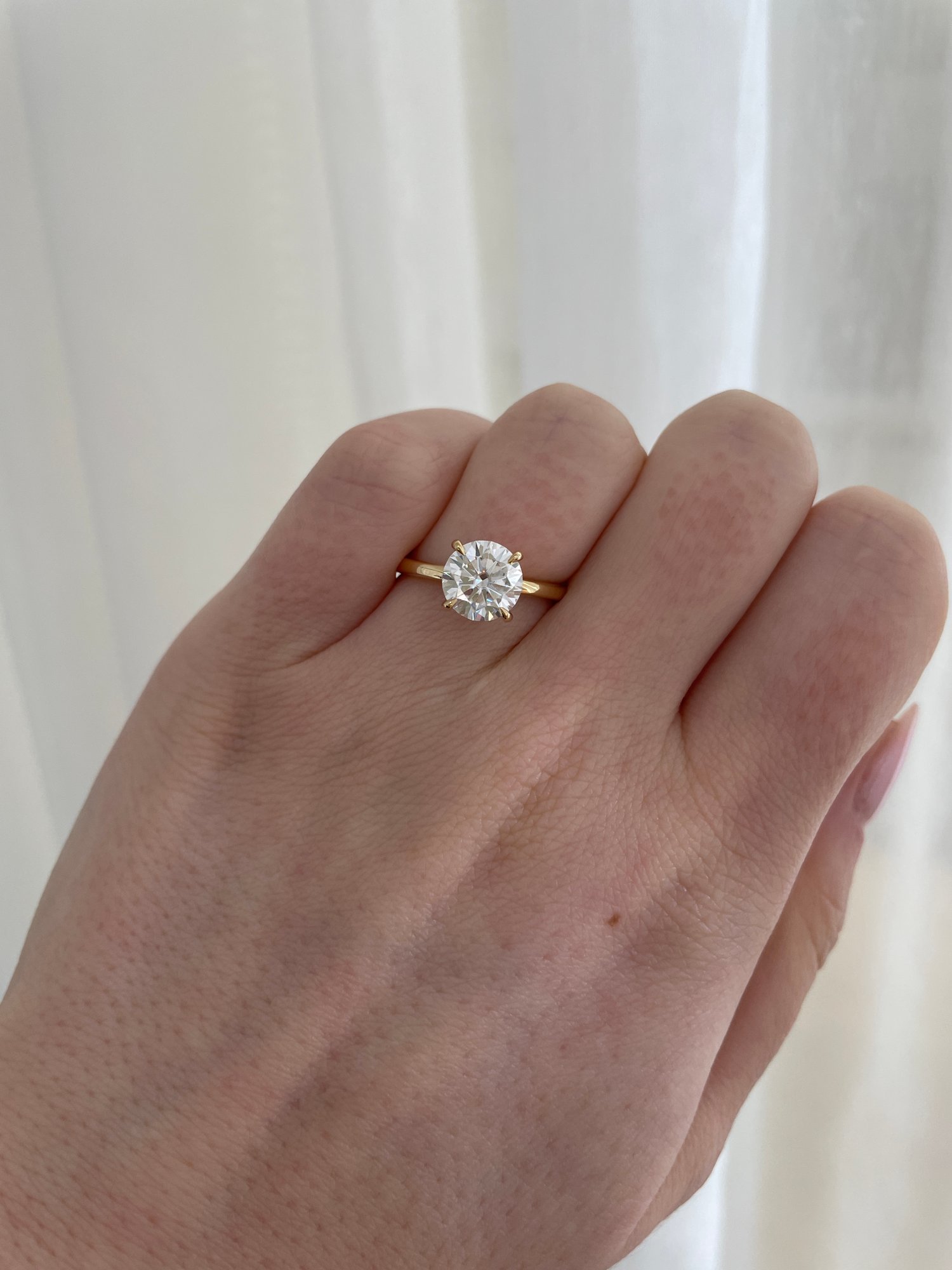 18k Yellow Gold | 8mm Round Moissanite | Lab Diamond side stones