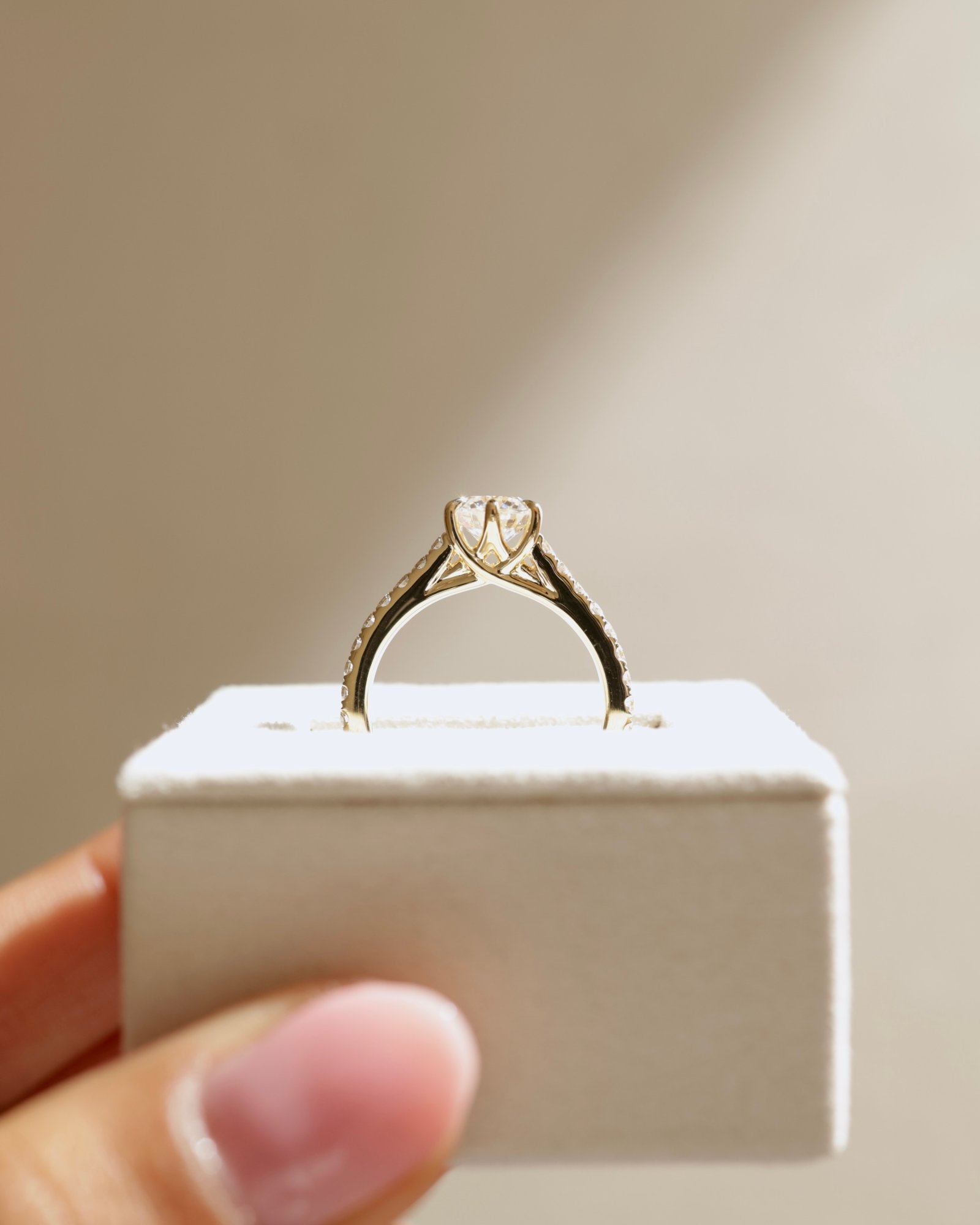 18k Yellow Gold | 6.5mm Round Moissanite | Lab Diamond side stones