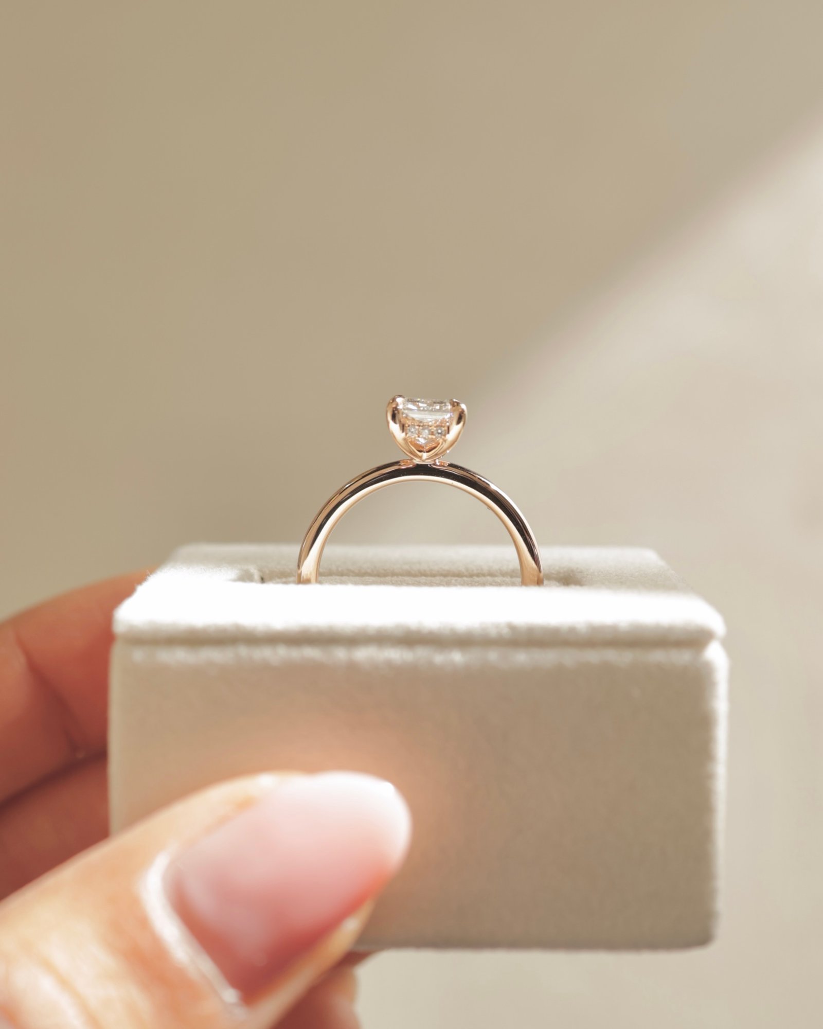 18k Rose Gold | 1.53ct - E - VVS2 Radiant Lab Diamond | Lab Diamond side stones