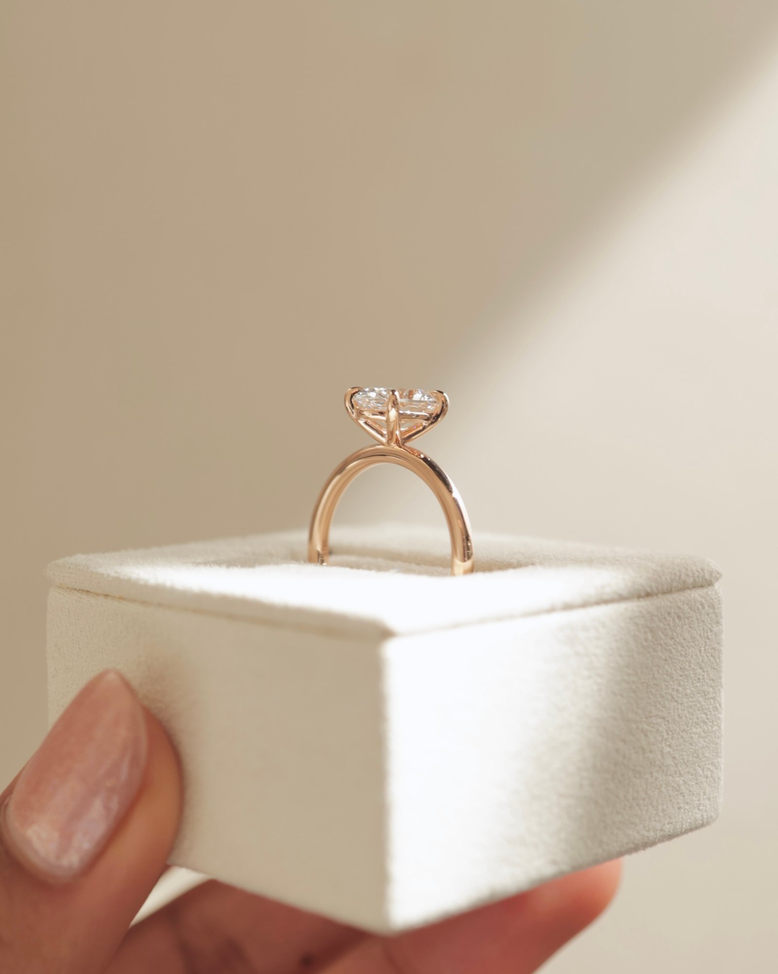 18k Rose Gold | High Set | 1.52ct - E - VS1 Oval Lab Diamond