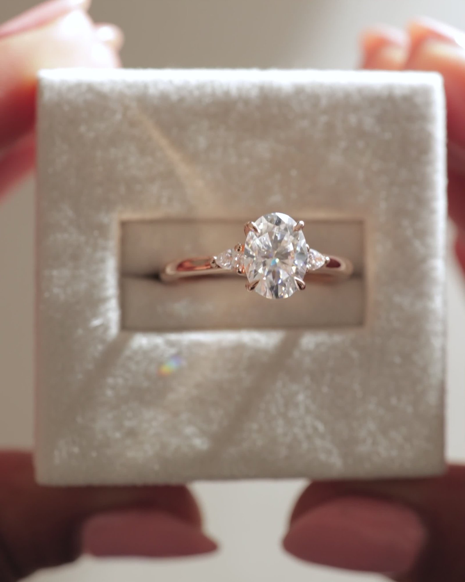 04_4127_Video 4x5.mov