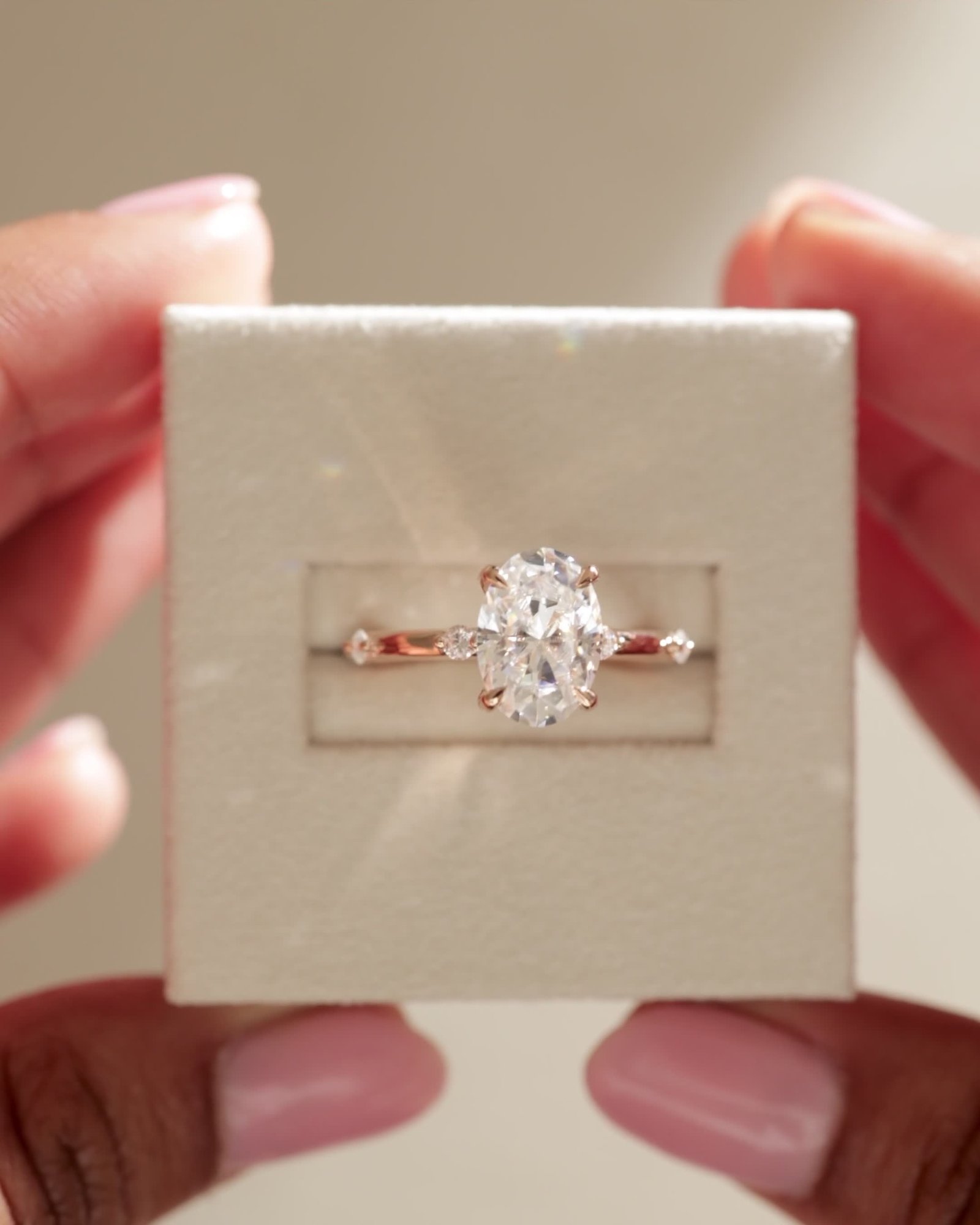 04_4130_Video 4x5.mov