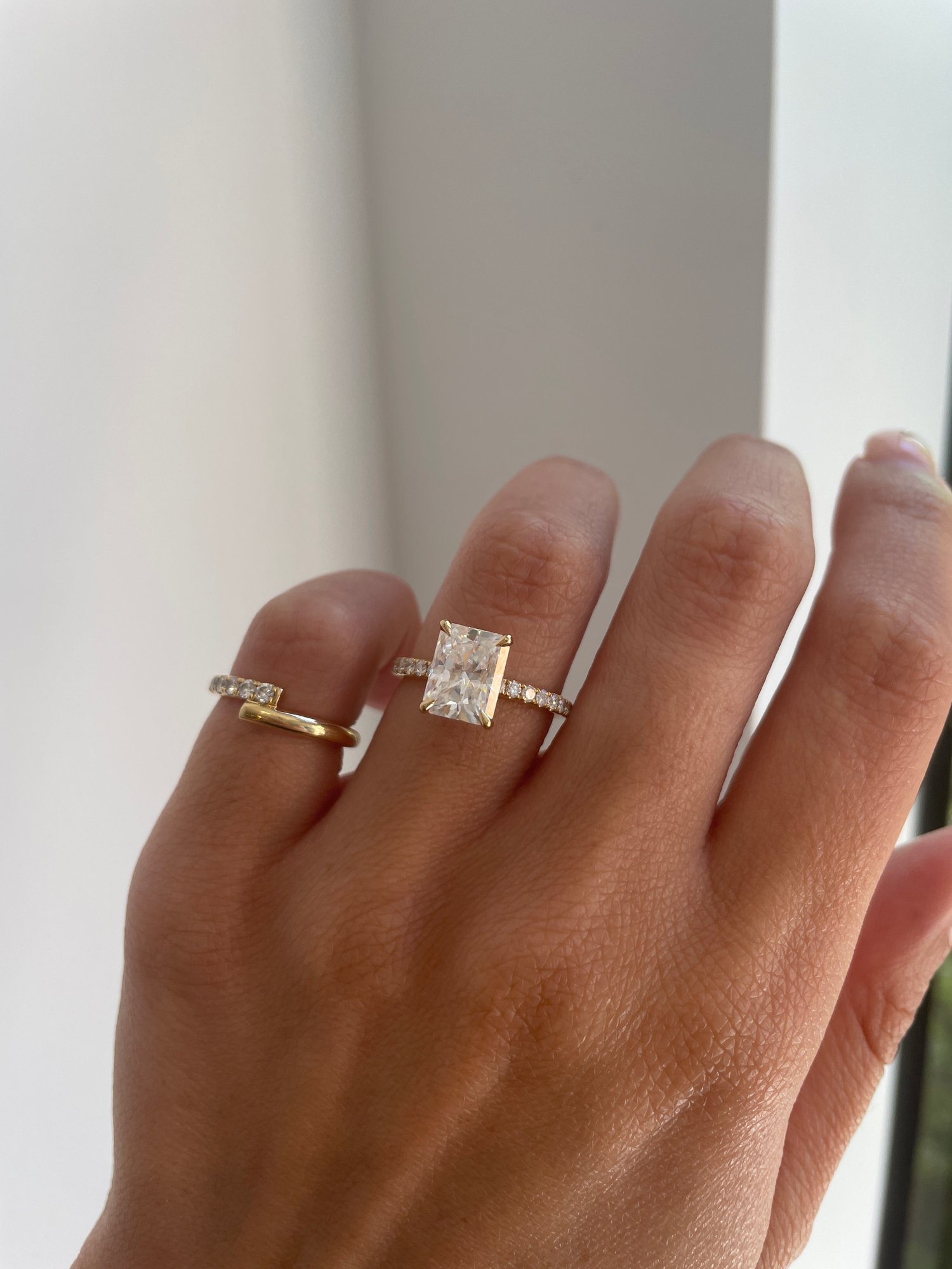 18k Yellow Gold | 9x7mm Radiant Moissanite | Lab Diamond side stones