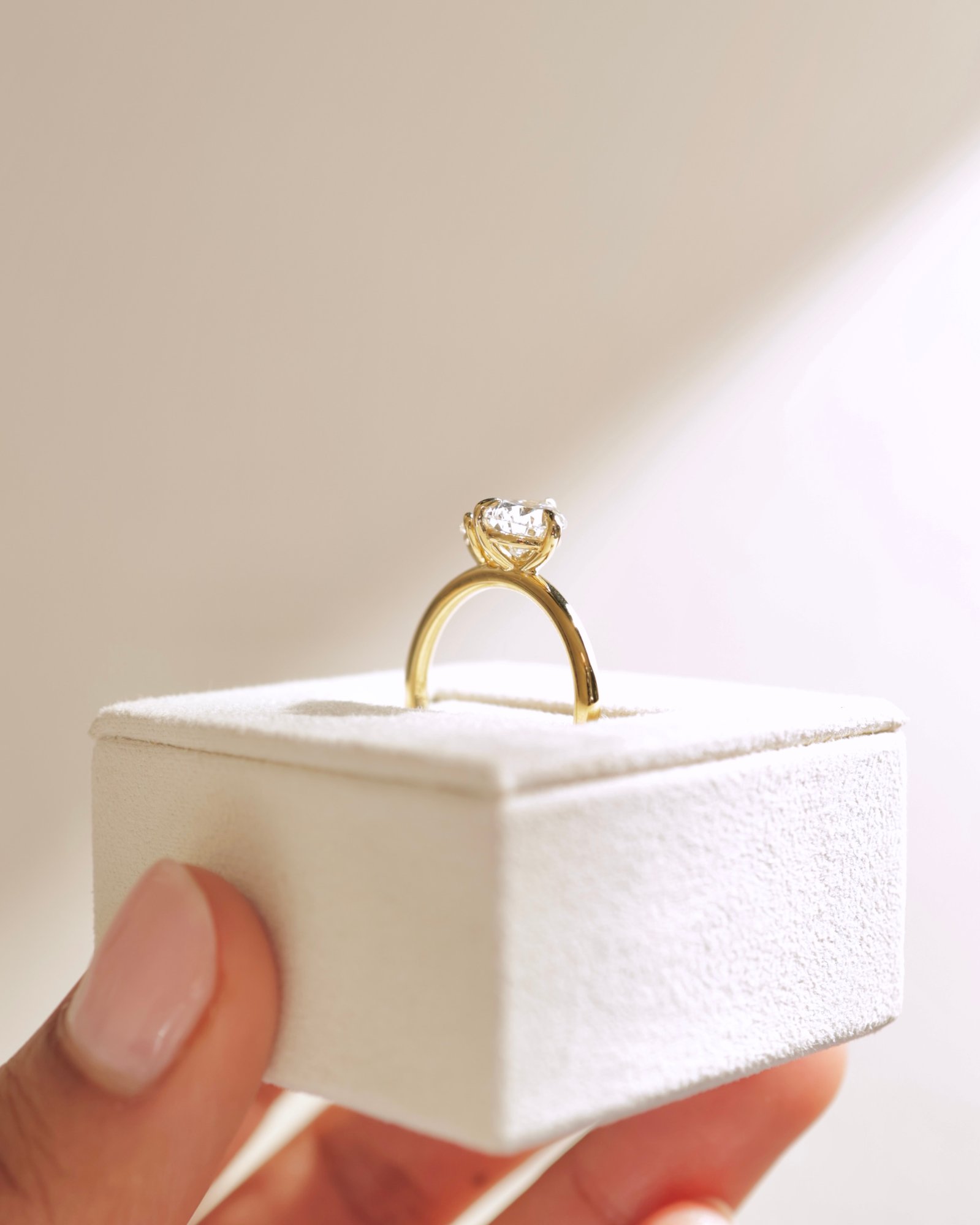 18k Yellow Gold | 0.31ct - D - VVS2 Pear Lab Diamond | 1.5ct - E - VS1 Pear Lab Diamond