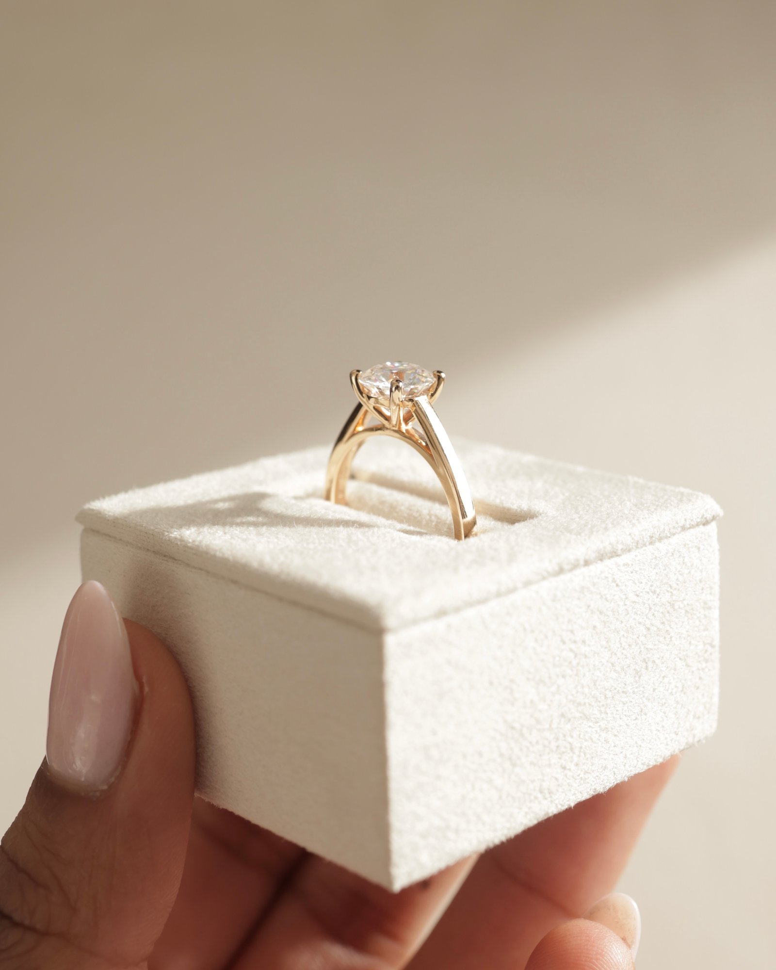 18k Rose Gold | 7.5mm Round Moissanite