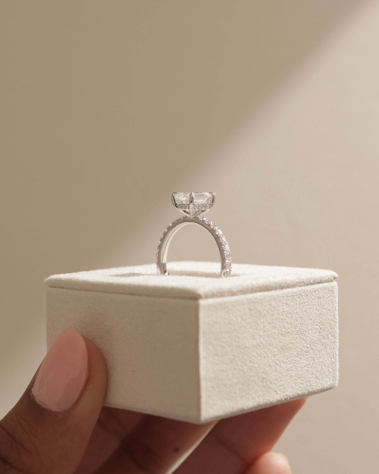 Platinum | 7.5x5.5mm Emerald Moissanite | Lab Diamond side stones