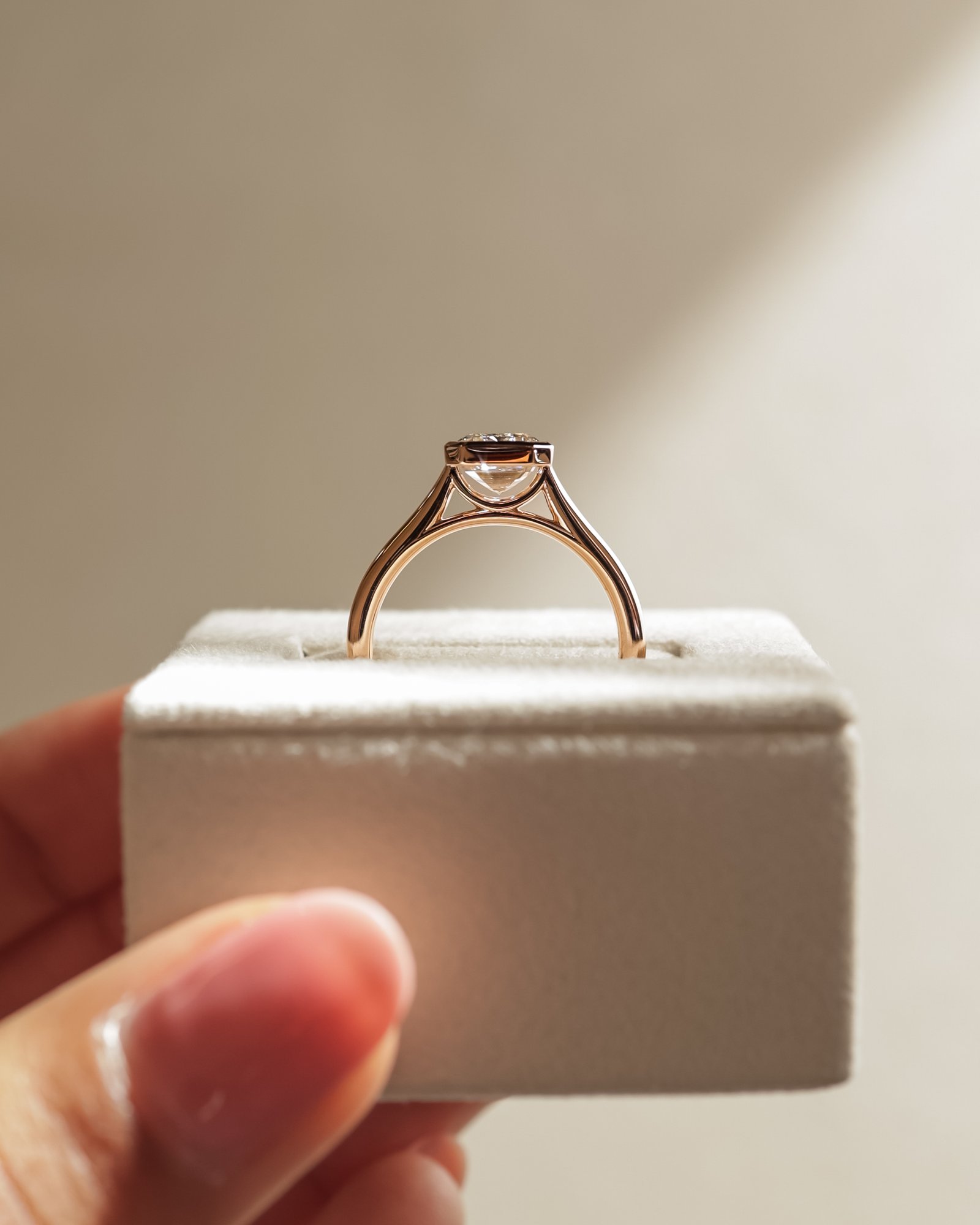 18k Rose Gold | 2.44ct - E - VVS2 Emerald Lab Diamond