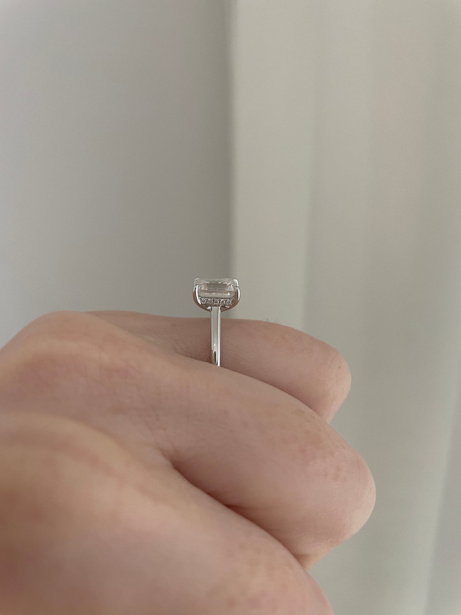 Platinum | 7.5x5.5mm Emerald Moissanite | Lab Diamond side stones