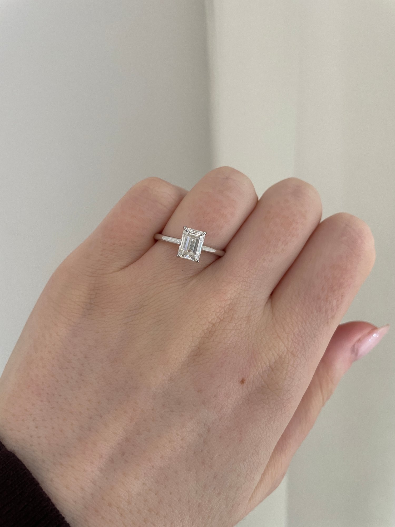 Platinum | 7.5x5.5mm Emerald Moissanite | Lab Diamond side stones