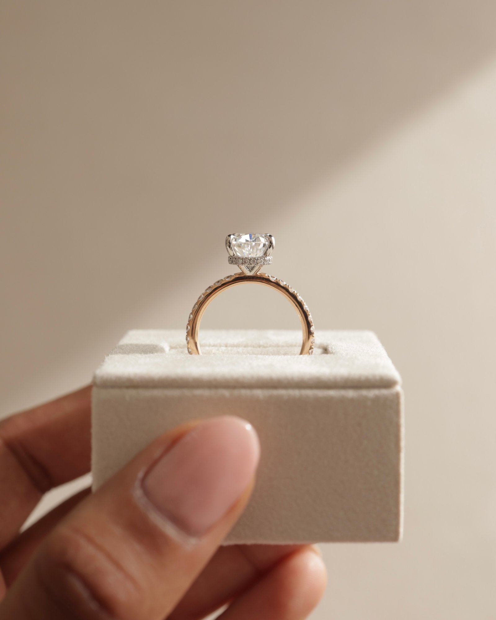 18k Rose Gold / Platinum | 11x7.5mm Pear Moissanite | Lab Diamond side stones