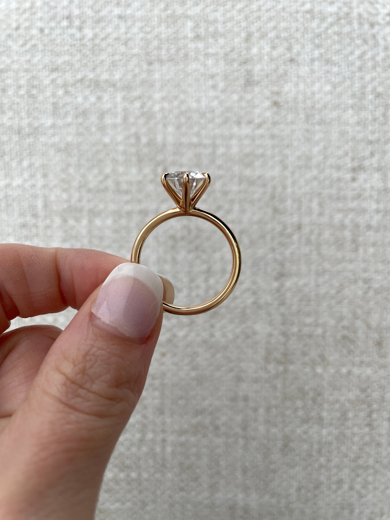 18k Rose Gold | 9mm Round Moissanite