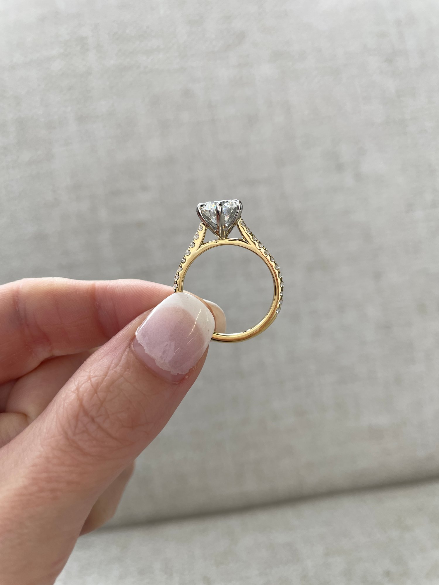 18k Yellow Gold / Platinum | 7.5mm Round Moissanite | Lab Diamond side stones