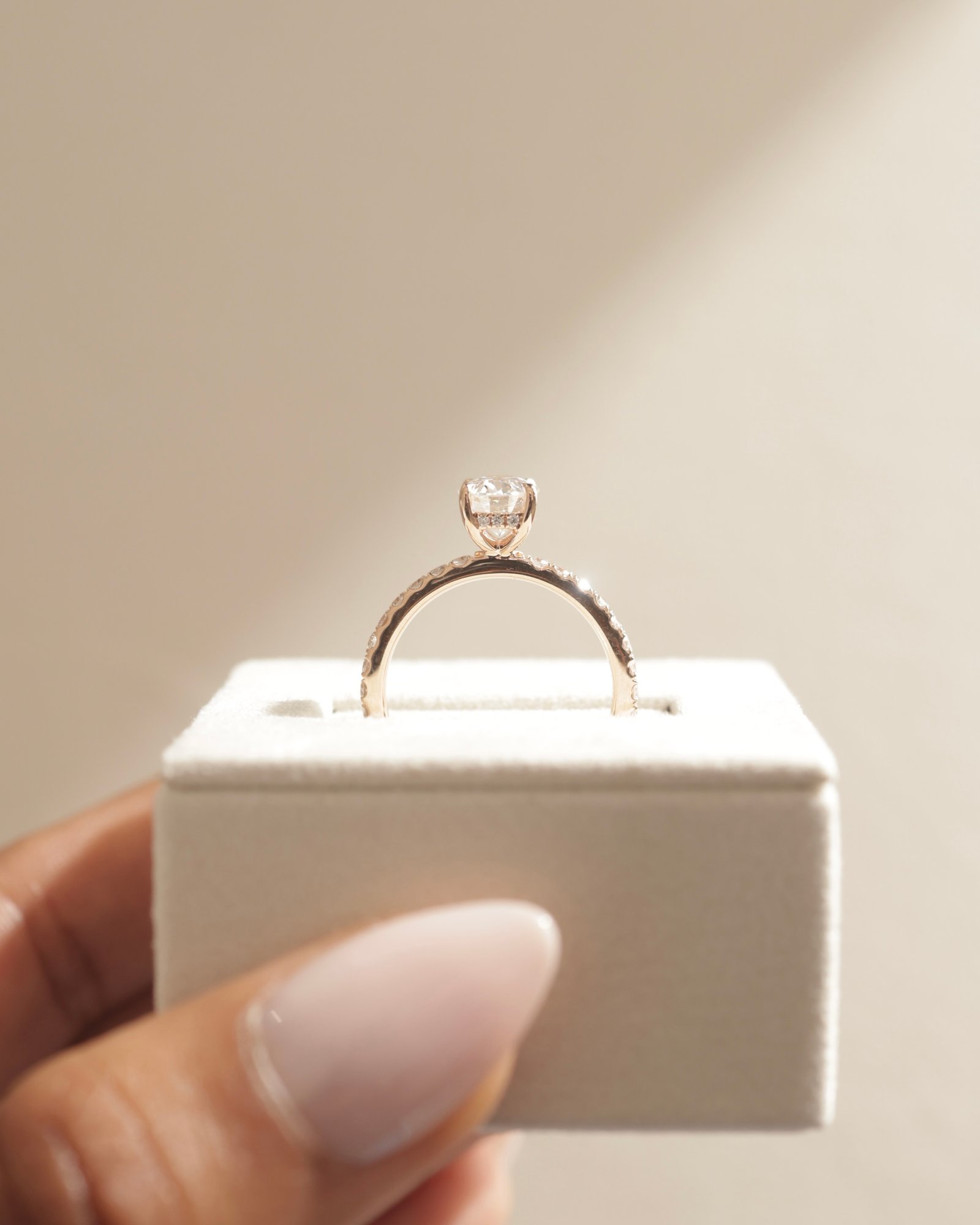 18k Rose Gold | 8x6mm Oval Moissanite | Lab Diamond side stones