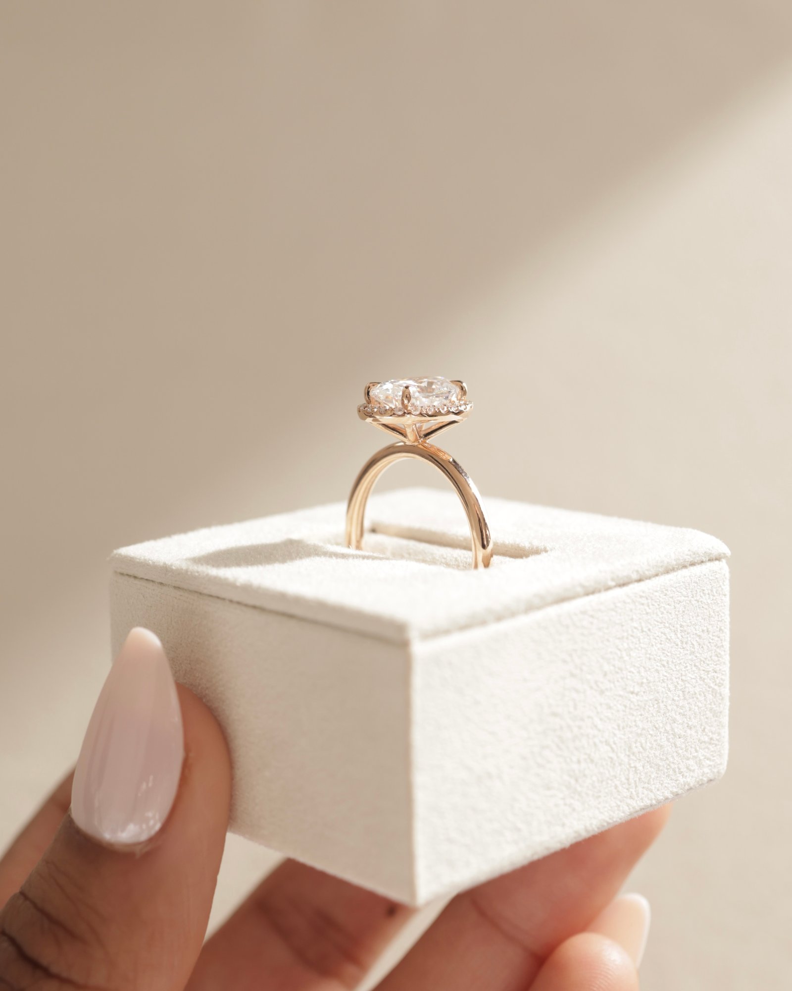 18k Rose Gold | 10x7mm Oval Moissanite | Lab Diamond side stones