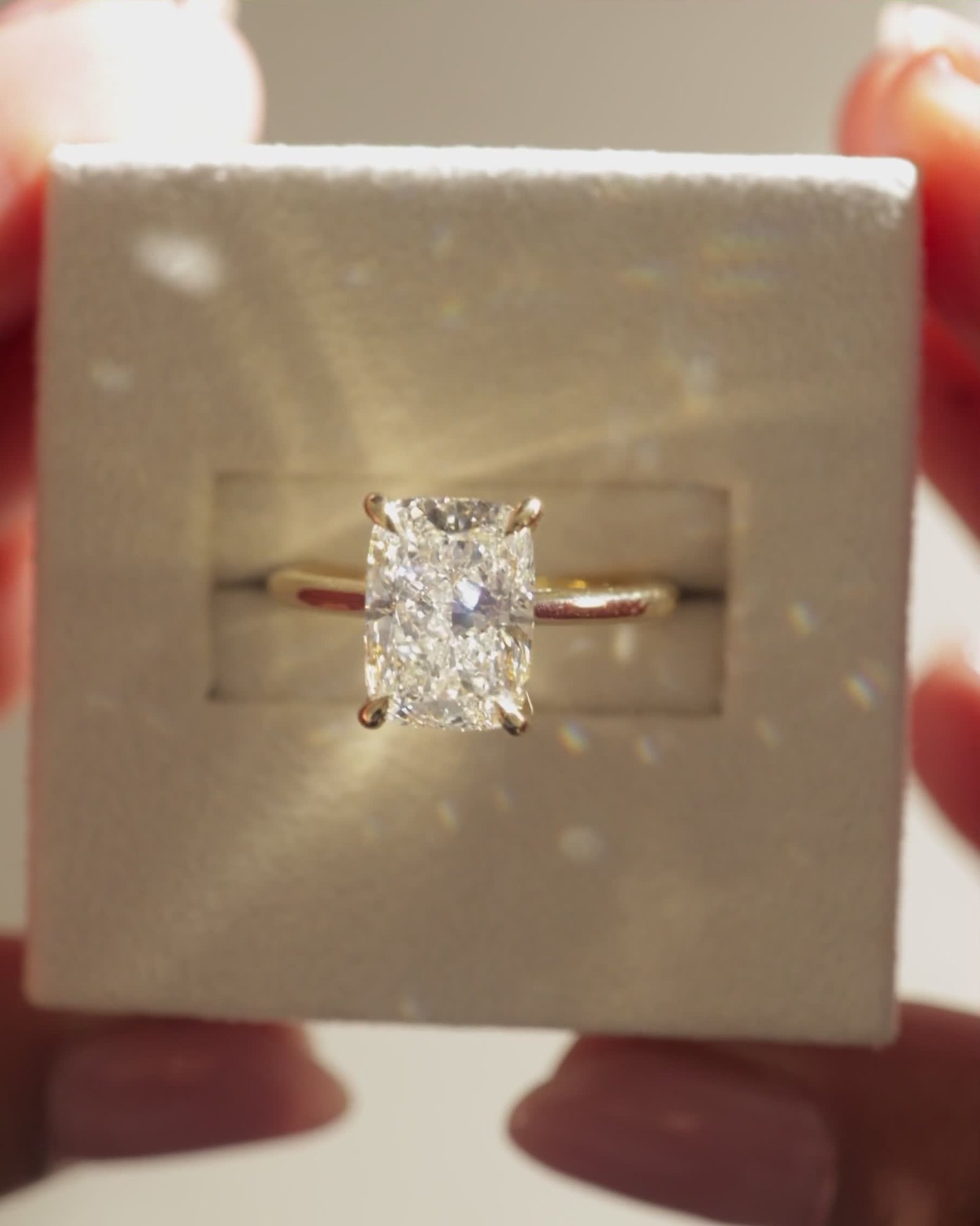 18k Yellow Gold | 3.06ct - F - VS1 Elongated Cushion Lab Diamond | Lab Diamond side stones