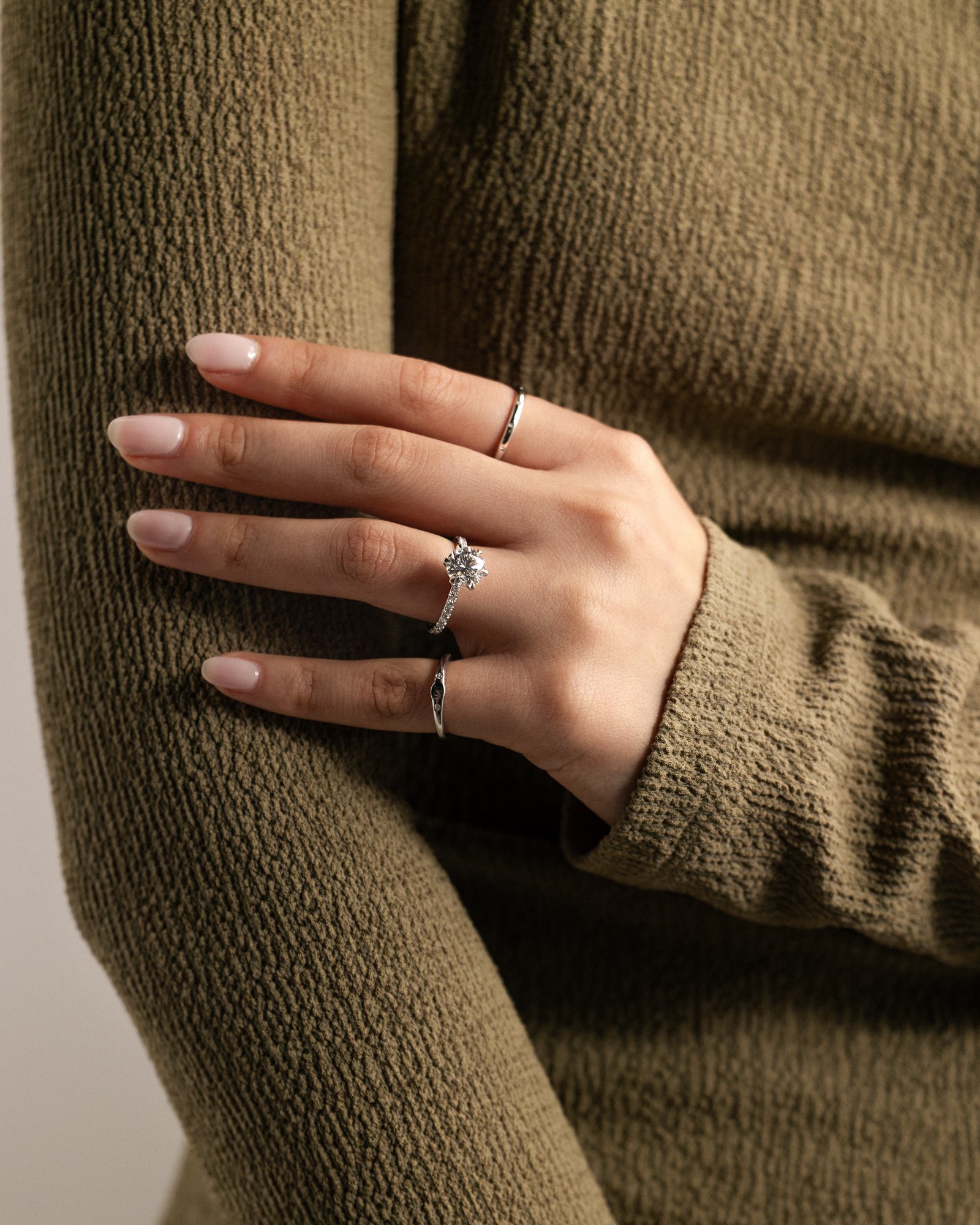 Alexandria  6 Claw Pav Round Solitaire Lifestyle Image