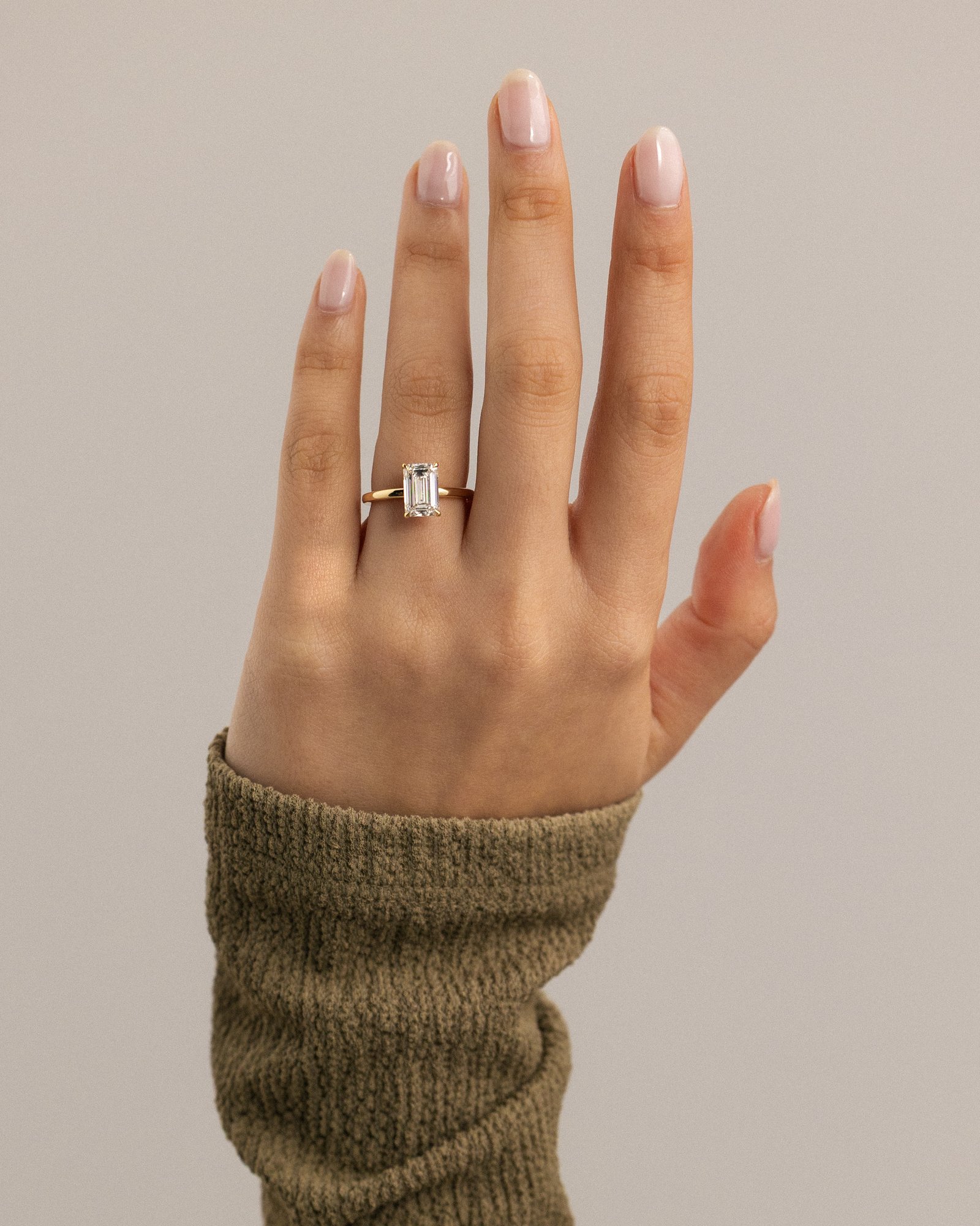 Alice  Emerald Solitaire Lifestyle Image